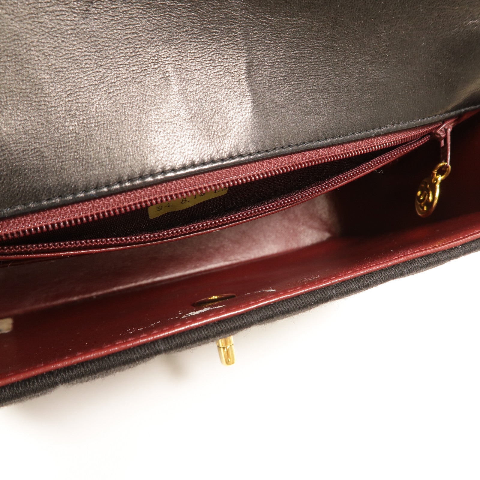 CHANEL 帆布Mademoiselle Vertical Quilted肩背袋