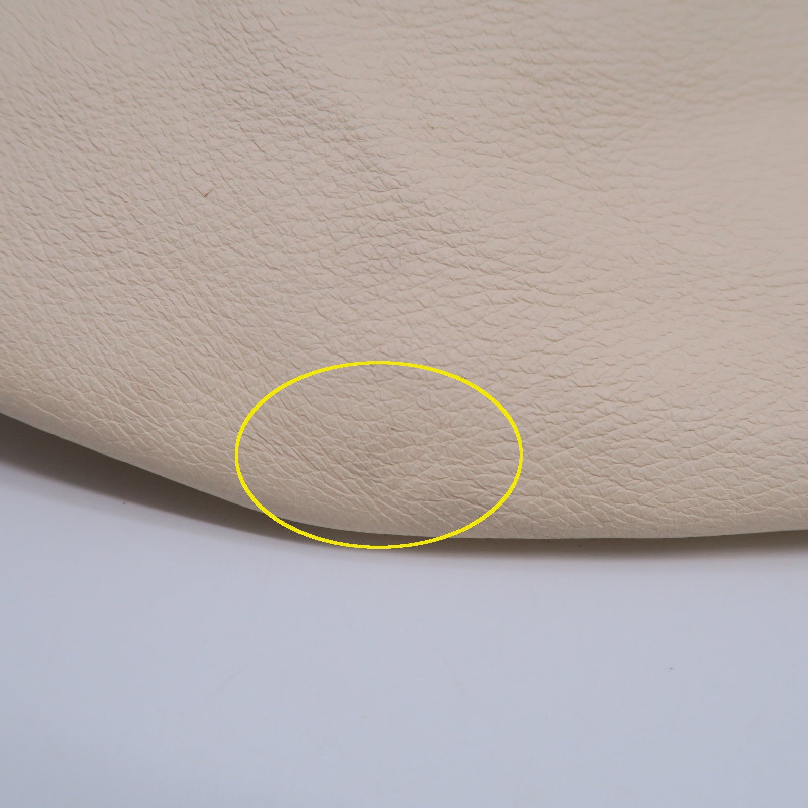 CHANEL 【清倉大減價】牛皮皮革Shoulder Bag金扣手挽肩背兩用袋米白色