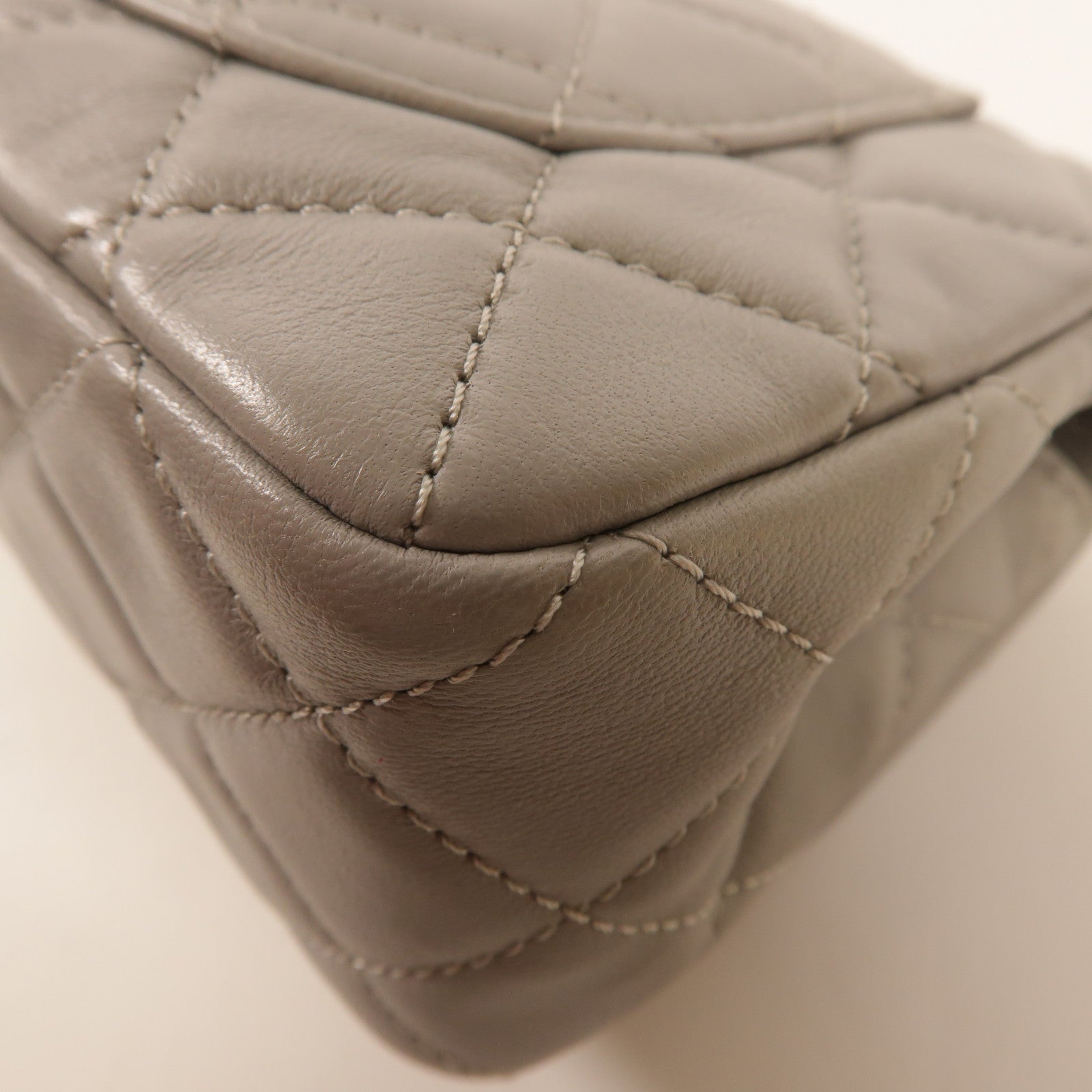CHANEL 羊皮皮革Classic 20金扣鏈帶肩背袋