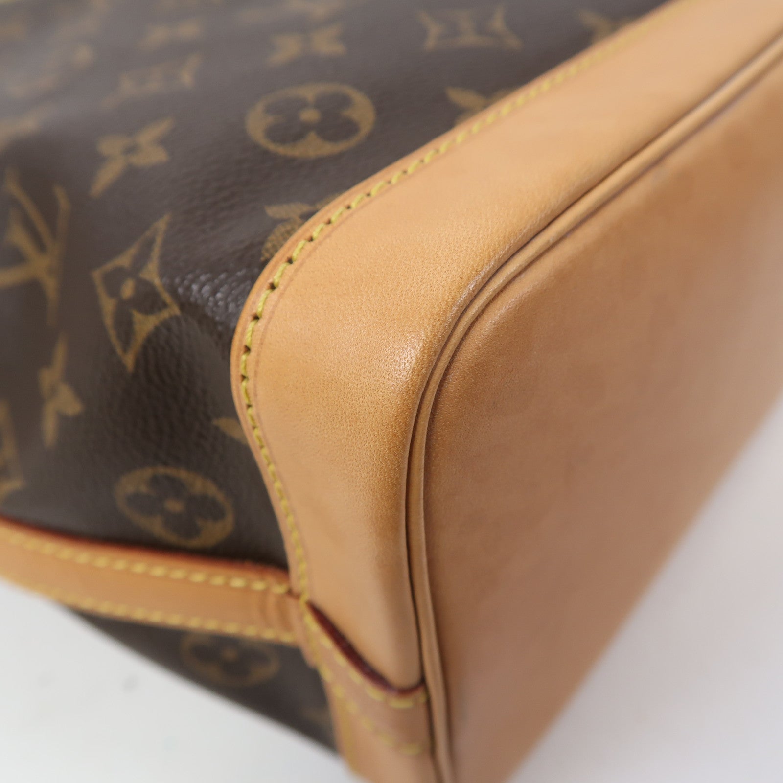 LOUIS VUITTON Monogram Noe BB金扣肩背袋啡色