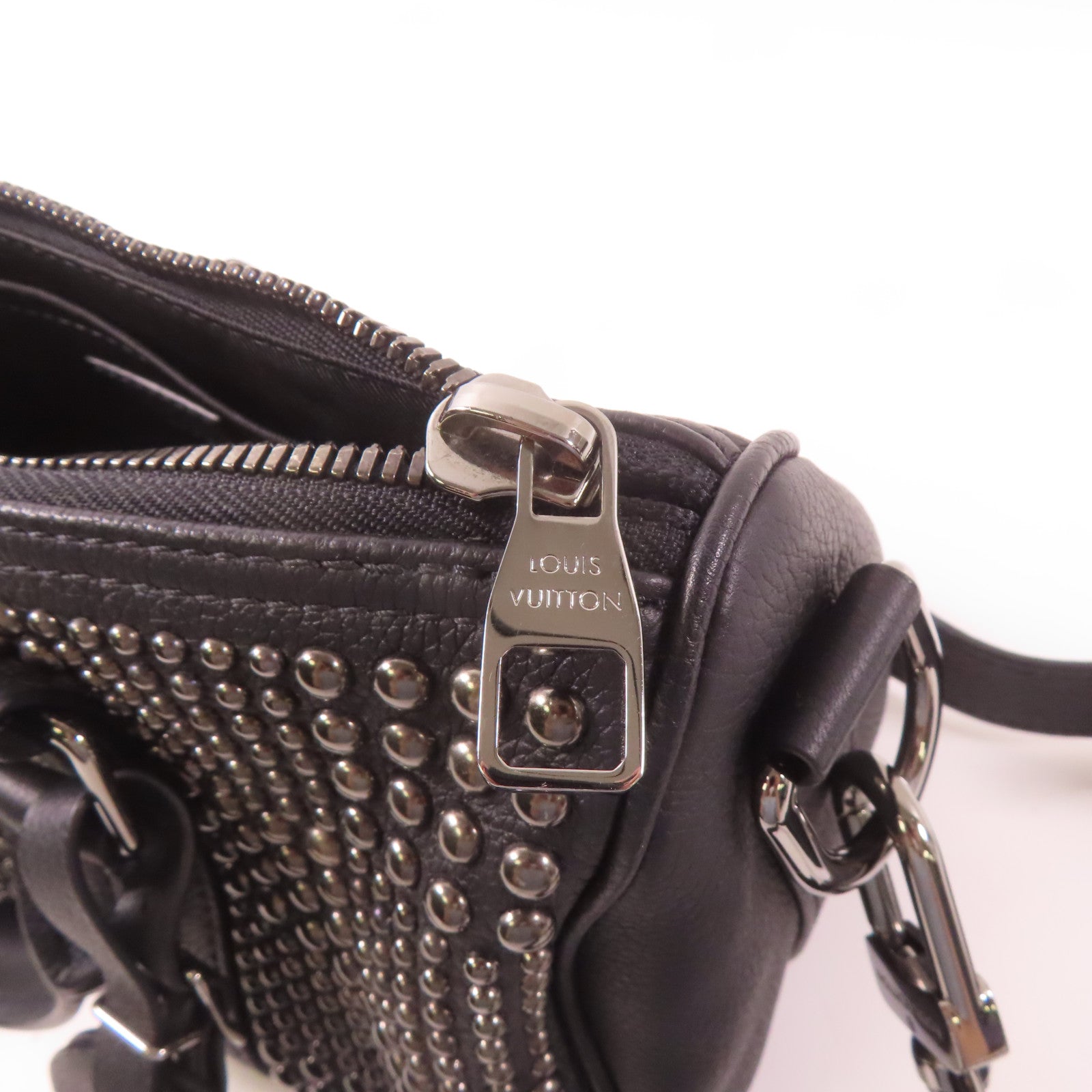 LOUIS VUITTON【激減優惠】 牛皮皮革Keepall Bandouliere 25手挽肩背兩用袋黑色