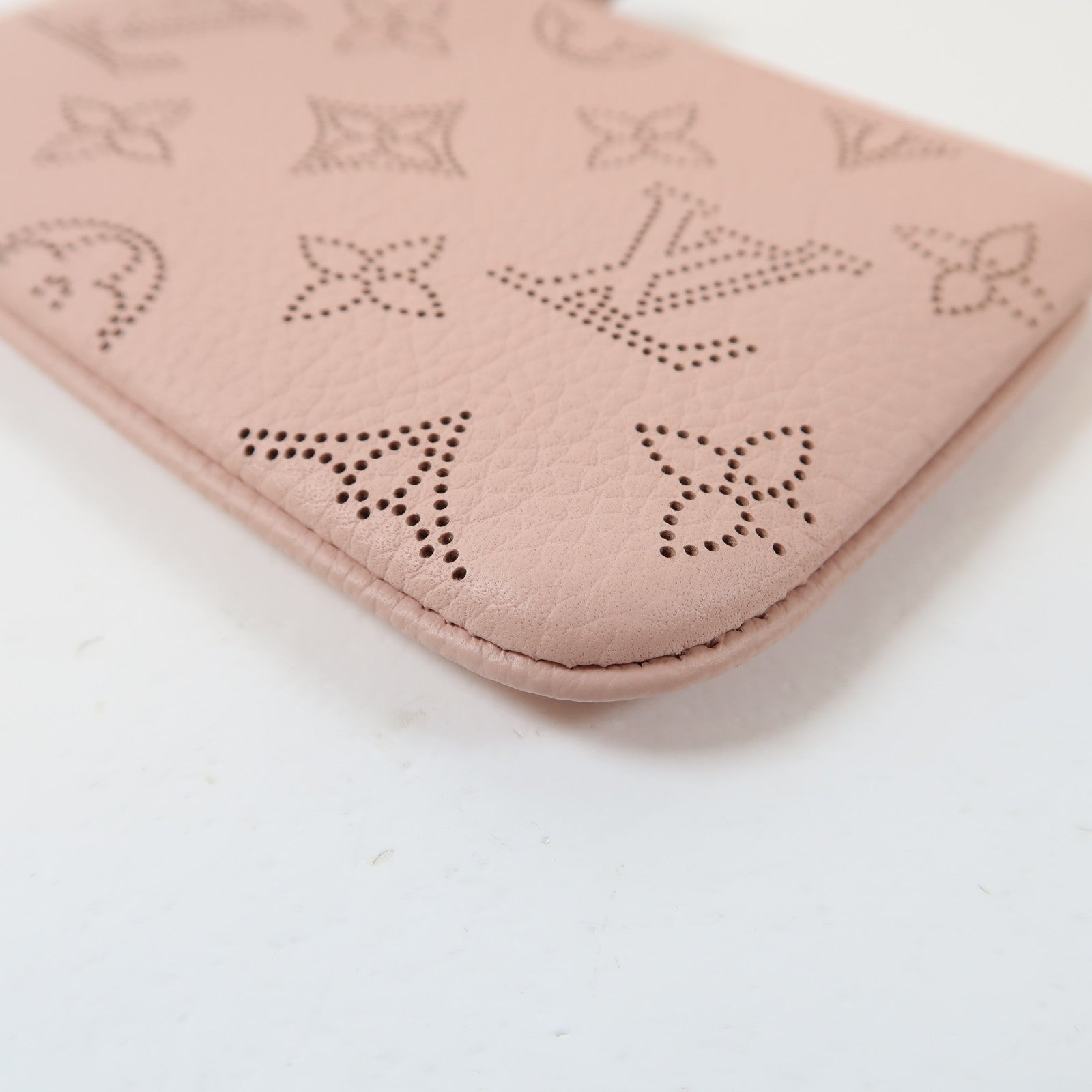 LOUIS VUITTON Monogram Mahina Key Pouch銀扣零錢包粉紅色