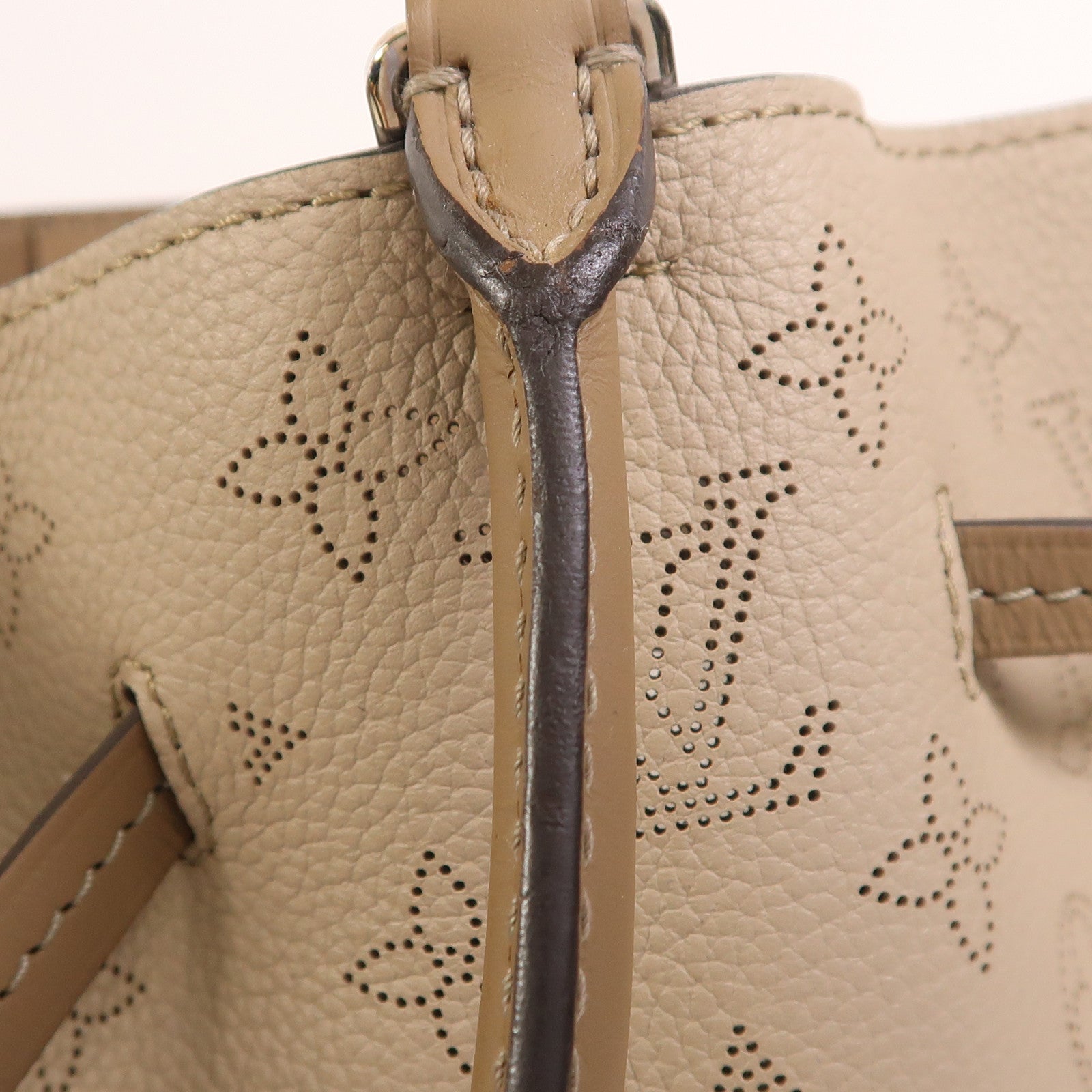 LOUIS VUITTON Mahina Girolata銀扣手挽肩背兩用袋