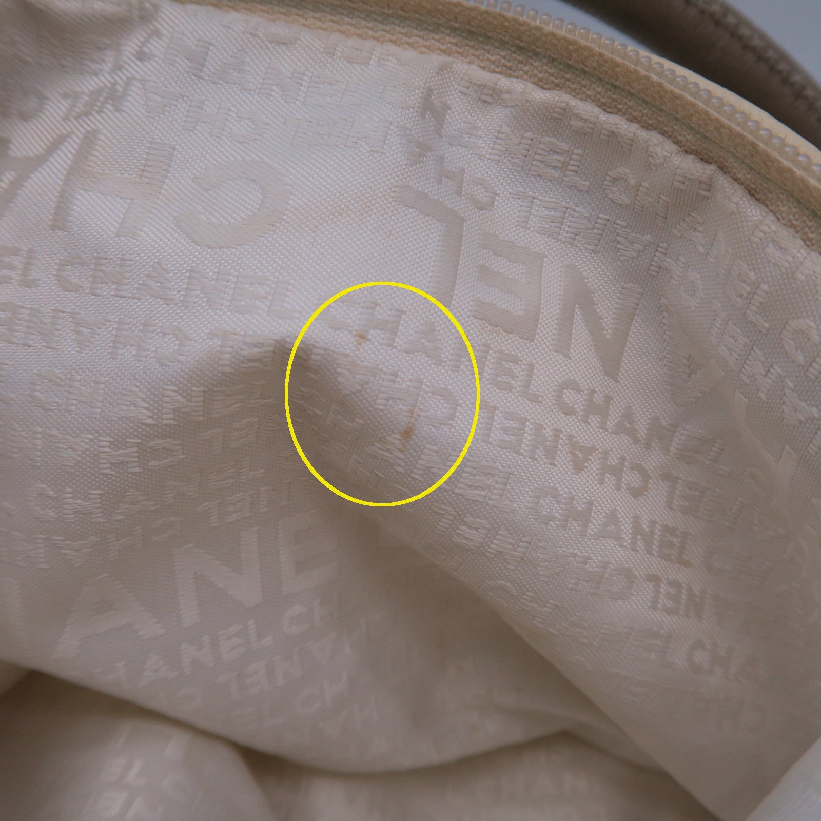 CHANEL 【清倉大減價】牛皮皮革Shoulder Bag金扣手挽肩背兩用袋米白色