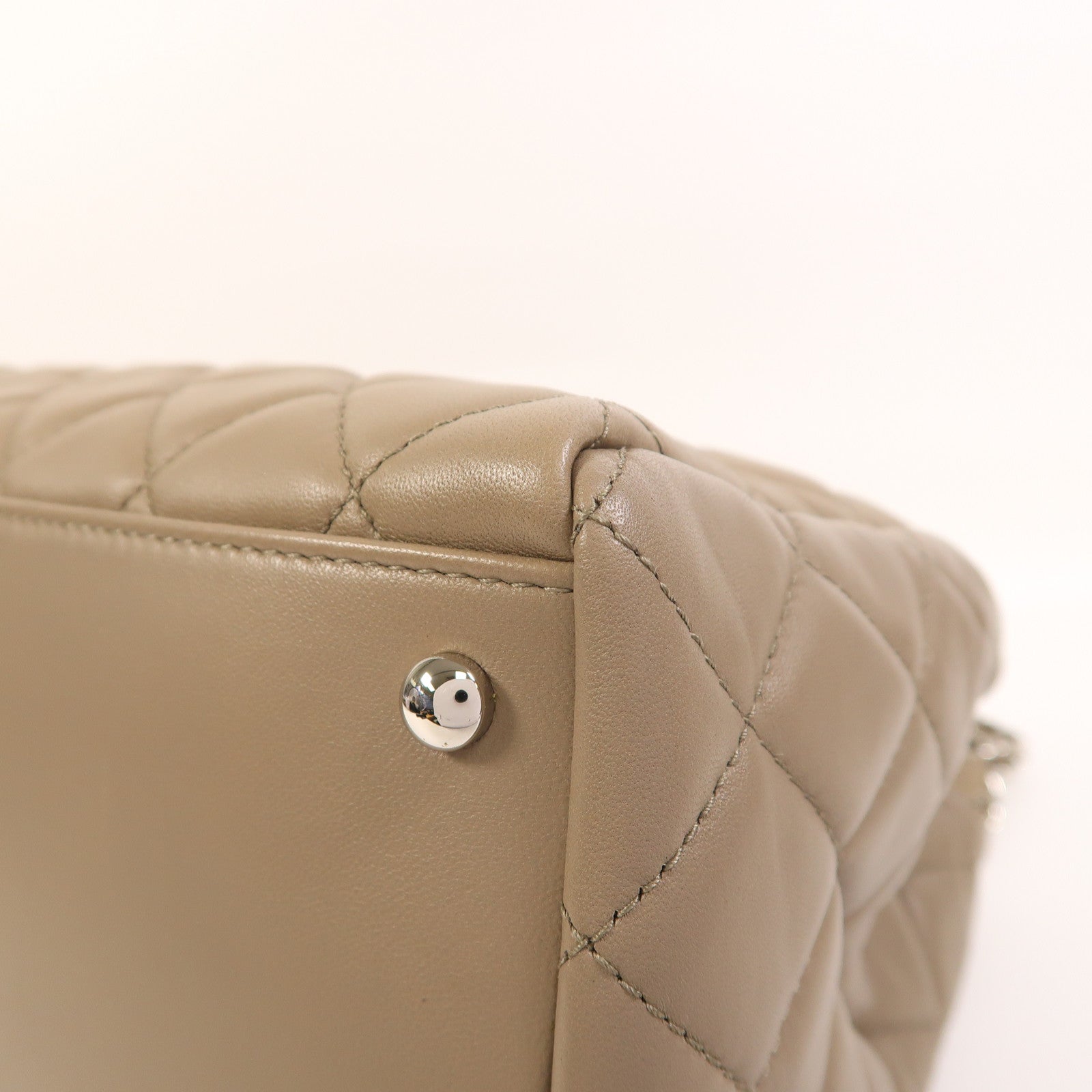 CHANEL 羊皮皮革Chain Shoulder銀扣鏈帶肩背袋