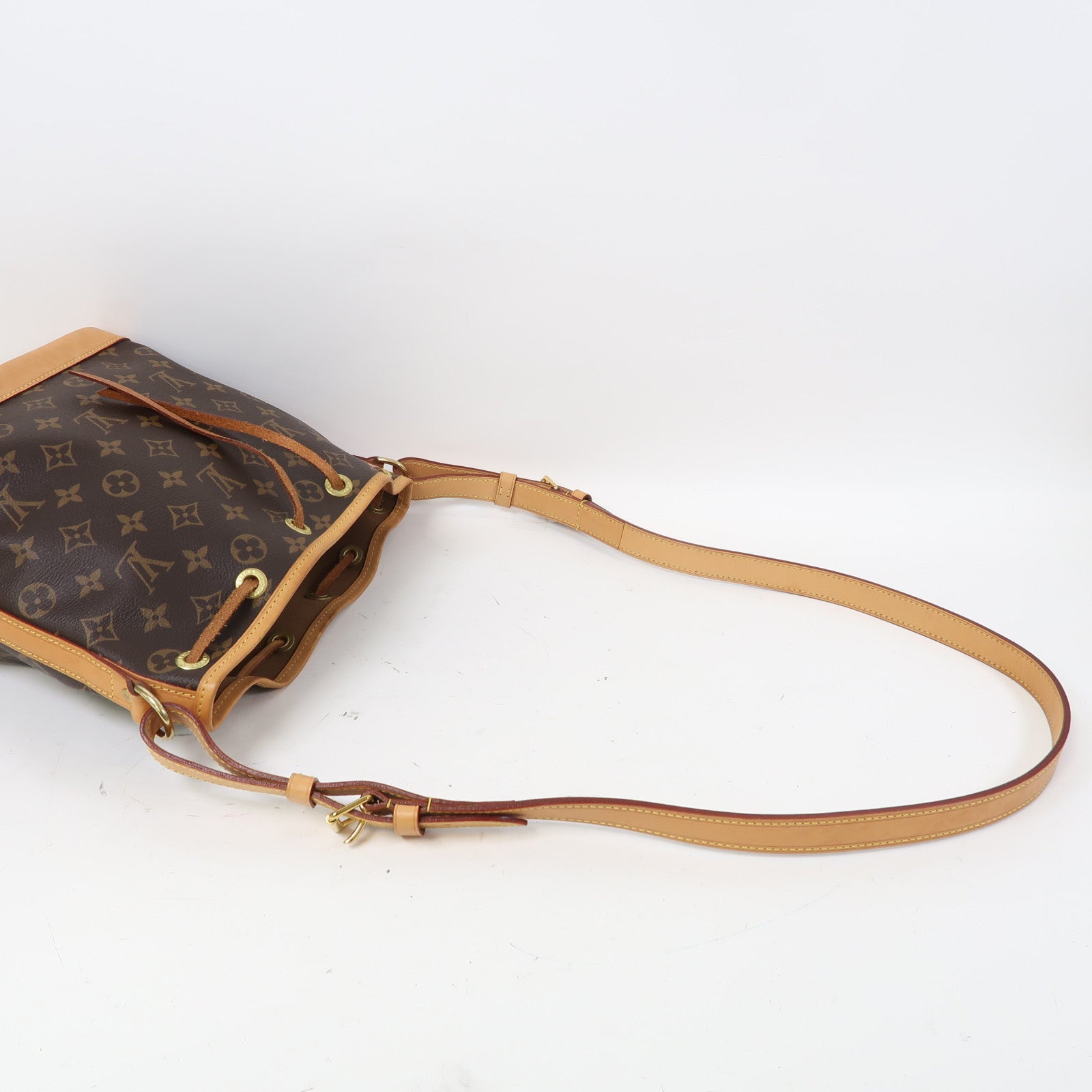 LOUIS VUITTON Monogram Noe BB金扣肩背袋啡色