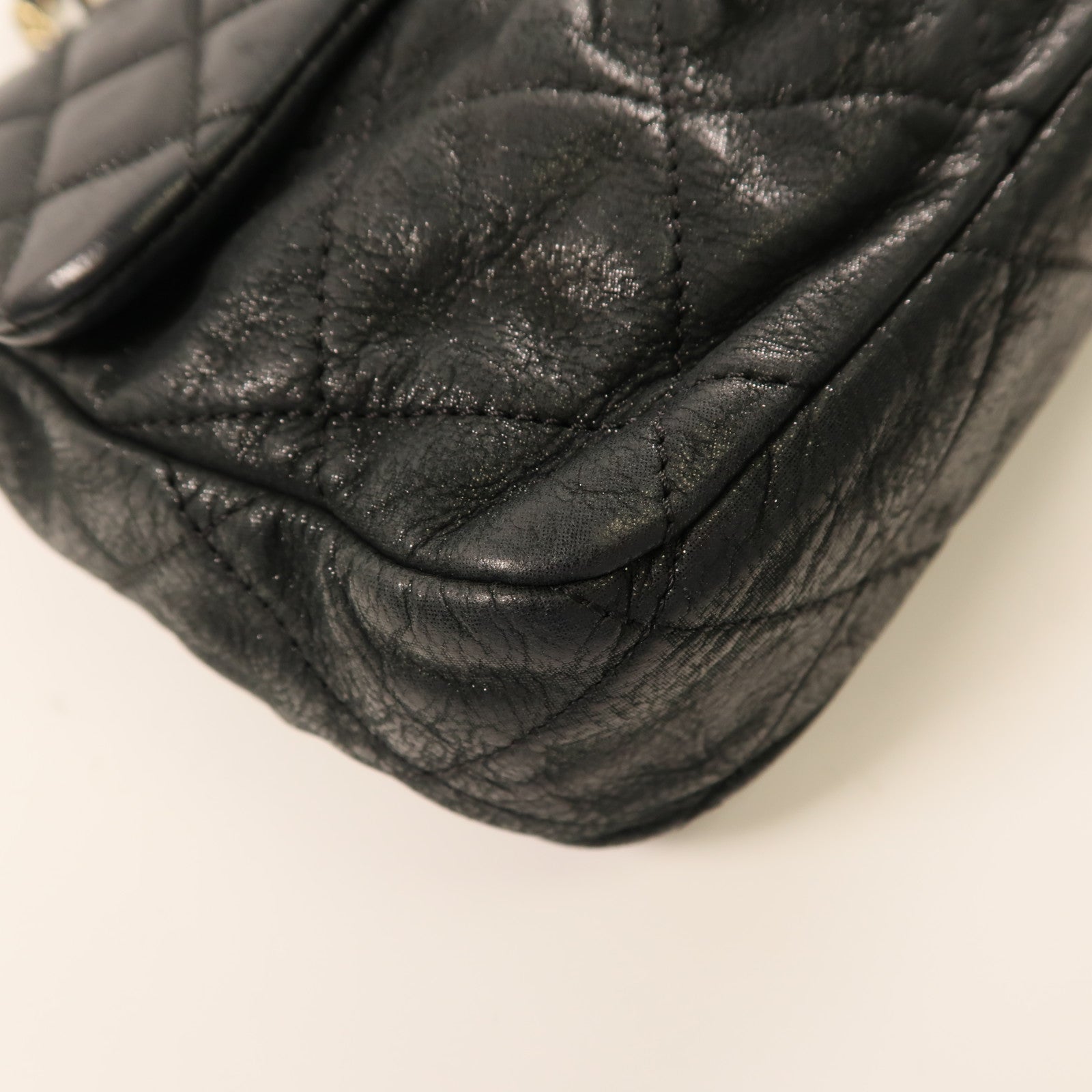 CHANEL 牛皮皮革Shoulder Bag金扣鏈帶肩背袋黑色