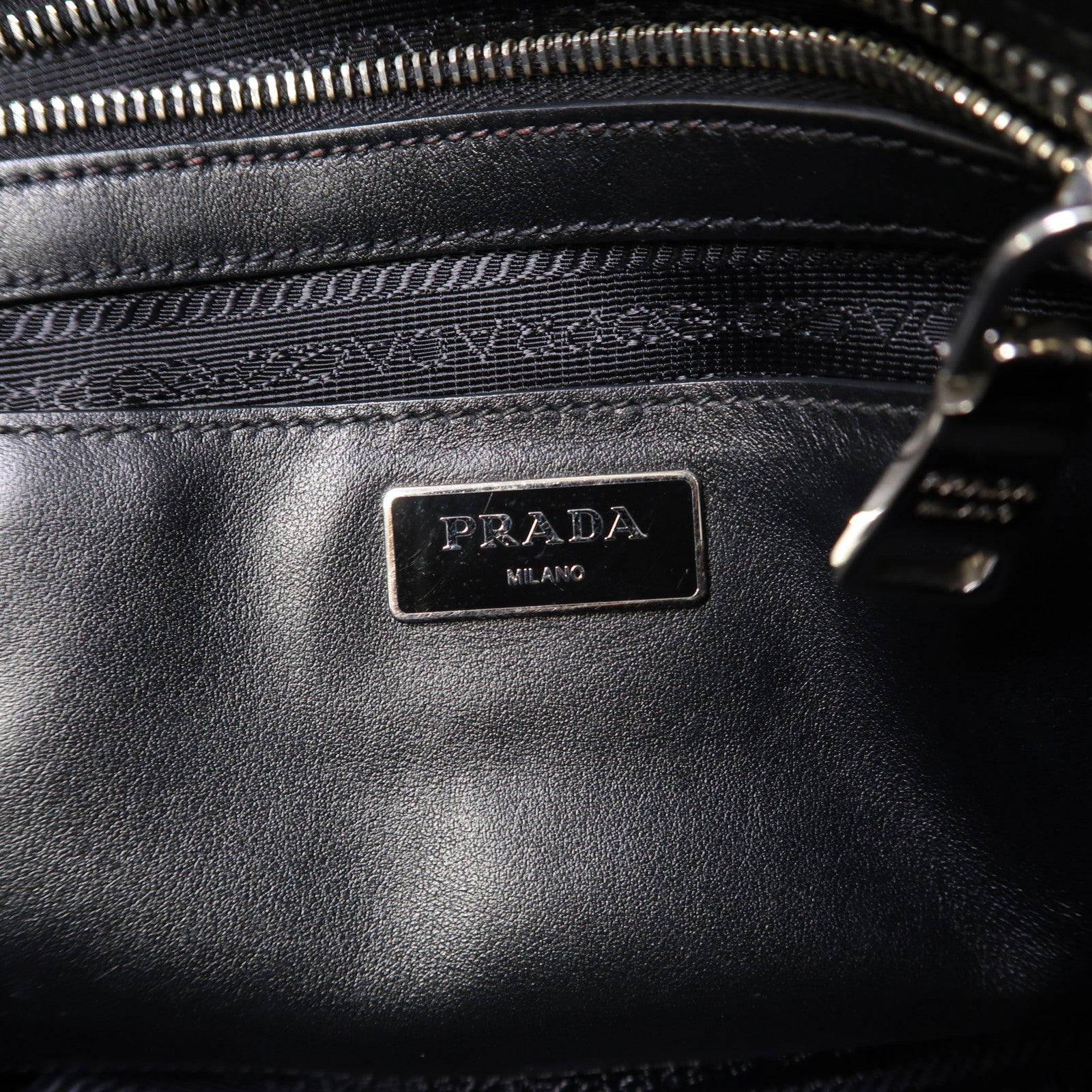 PRADA 牛皮皮革Shoulder Bag銀扣肩背袋綠色/黑色