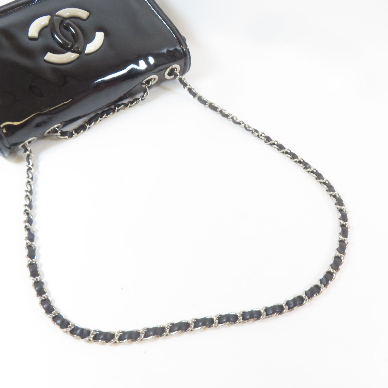 CHANEL 【激減優惠】漆皮皮革Chain Shoulder Bag銀扣鏈帶肩背袋黑色