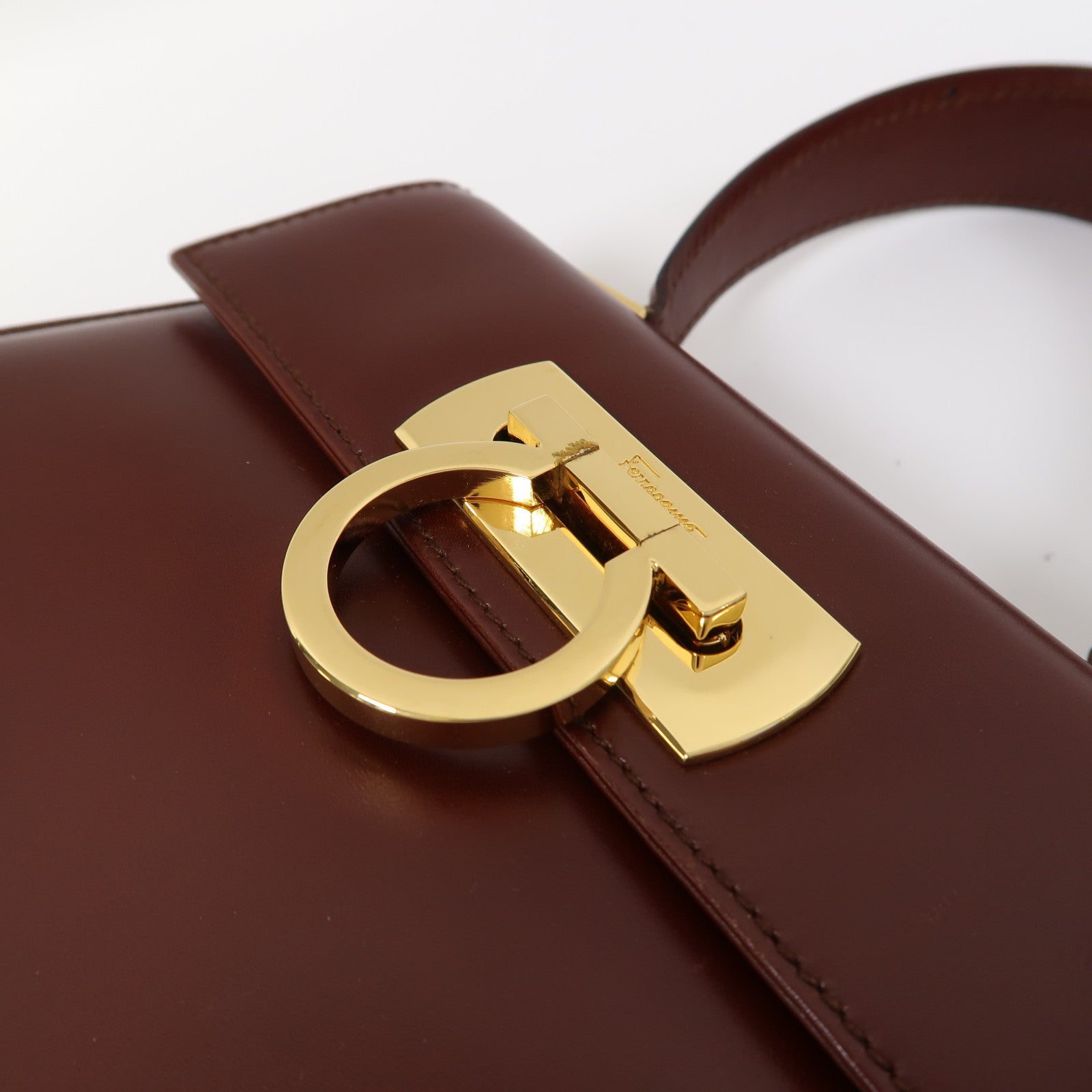 Salvatore Ferragamo 牛皮皮革Small Top Handle金扣手挽肩背兩用袋深啡色
