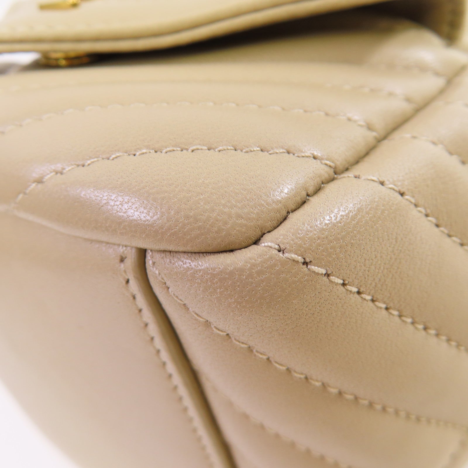 YVES SAINT LAURENT 【激減優惠】斜紋羊皮皮革 Joe Chain Shoulder Bag金扣鏈帶肩背袋杏色