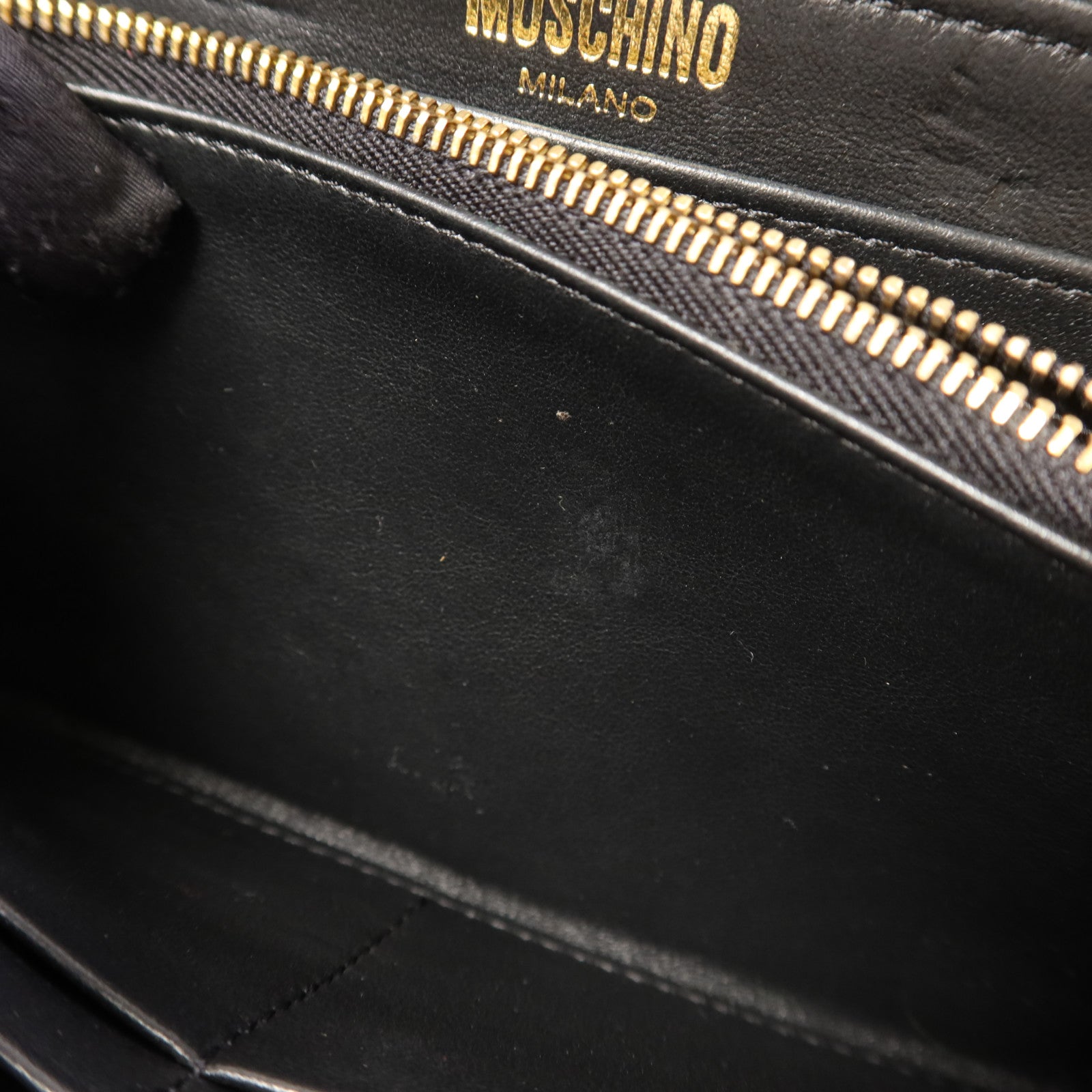 MOSCHINO 【激減優惠】牛皮皮革Zip Long Wallet金扣長錢包