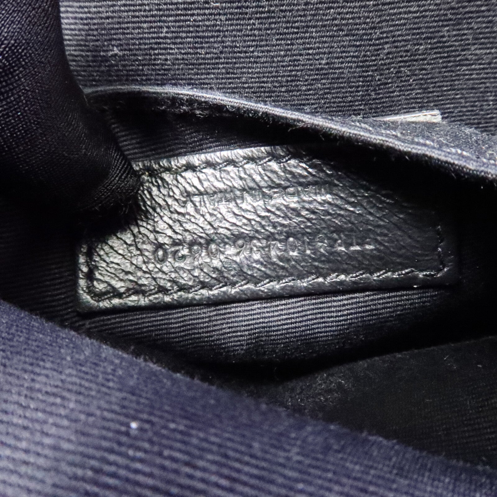 SAINT LAURENT 牛皮皮革Vinyle鏈帶肩背袋