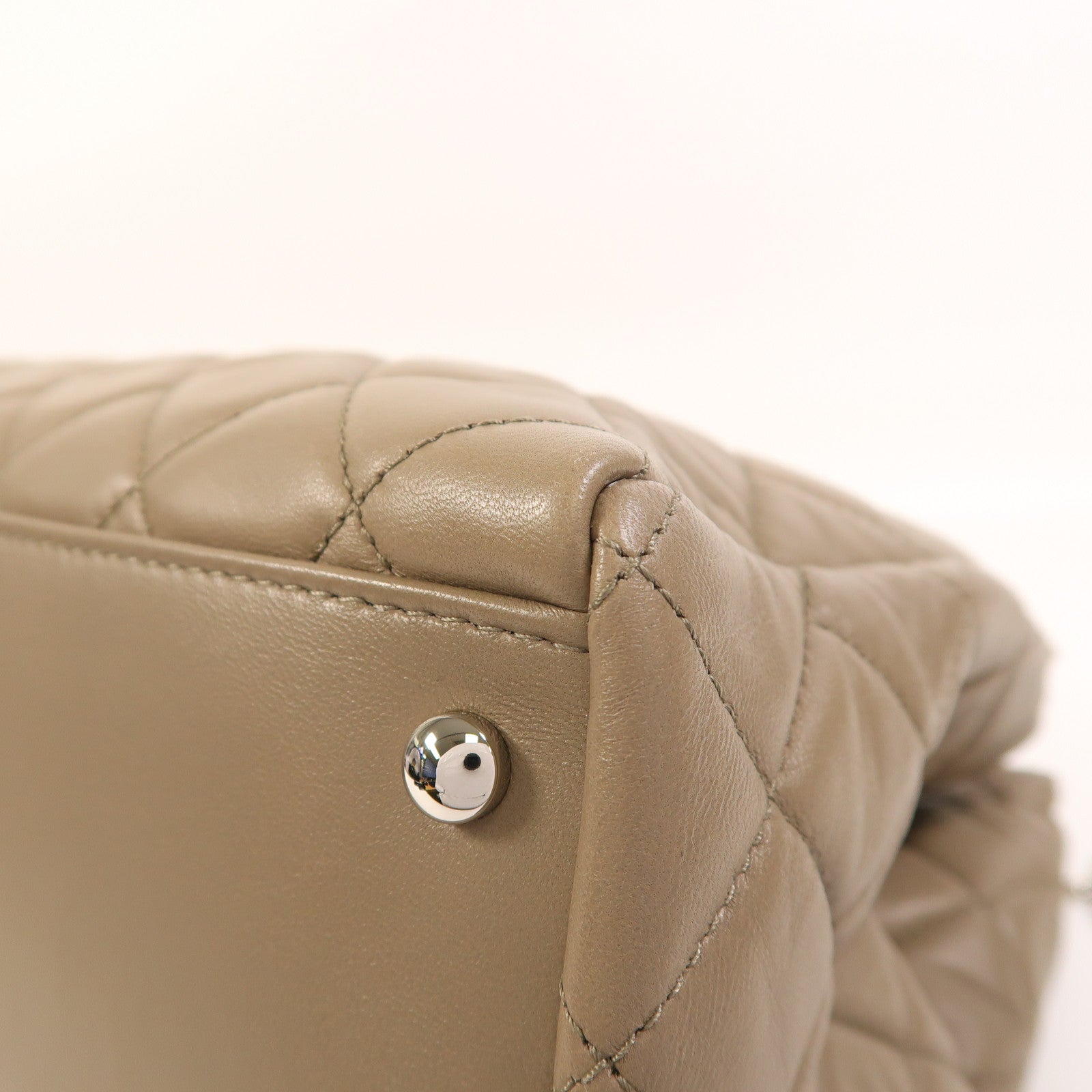 CHANEL 羊皮皮革Chain Shoulder銀扣鏈帶肩背袋