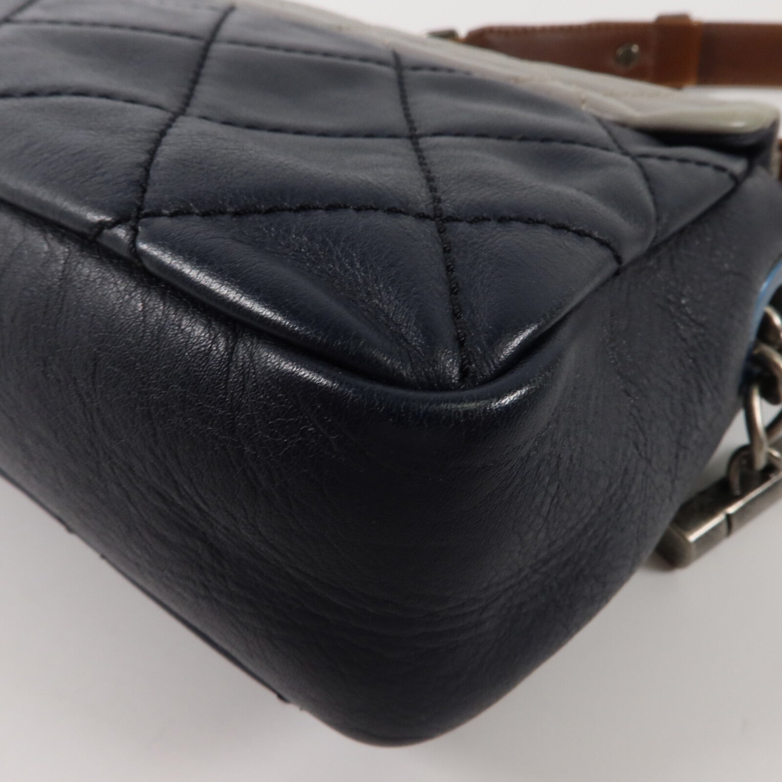 CHANEL 牛皮皮革Tricolor Country Chic Flap Bag鏈帶肩背袋