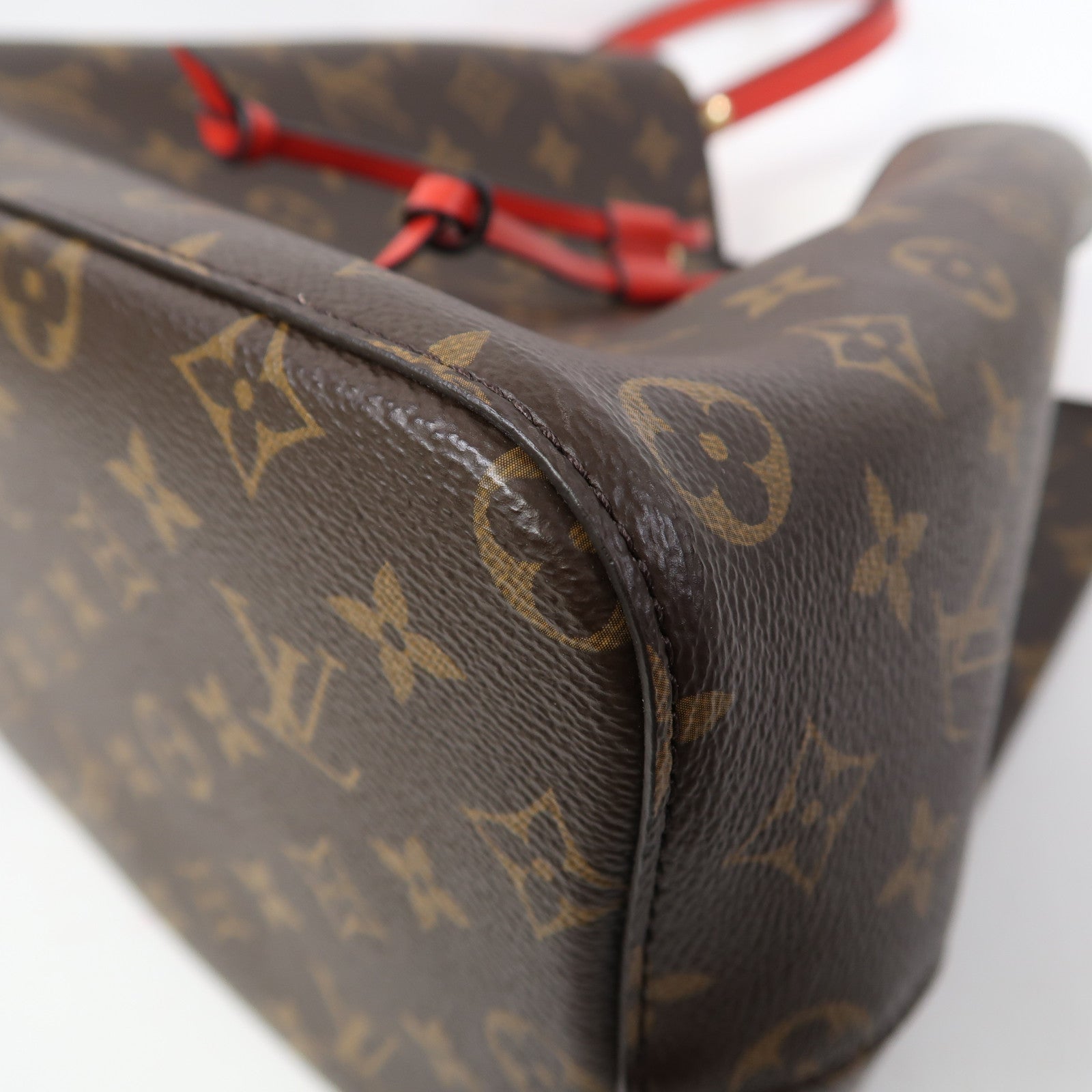 LOUIS VUITTON Monogram Neo Noe MM金扣肩背袋啡色