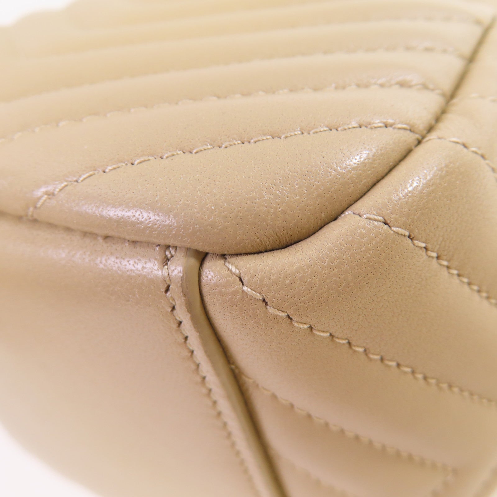 YVES SAINT LAURENT 【激減優惠】斜紋羊皮皮革 Joe Chain Shoulder Bag金扣鏈帶肩背袋杏色