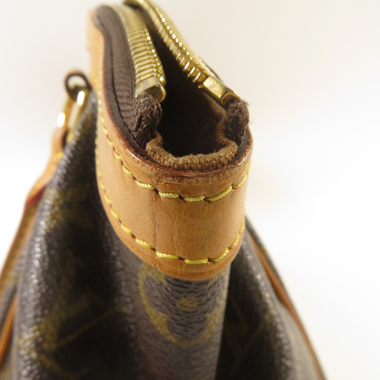 LOUIS VUITTON Monogram Tivoli PM金扣手挽袋啡色