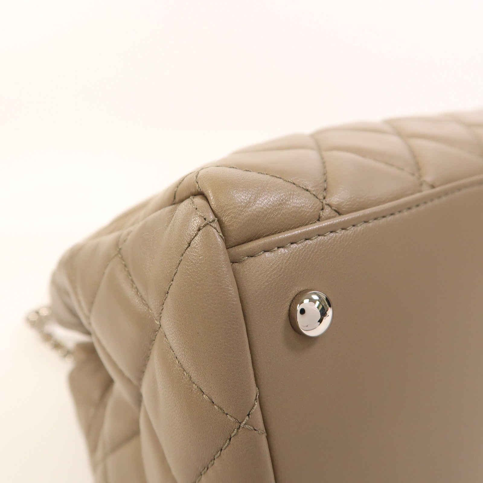 CHANEL 羊皮皮革Chain Shoulder銀扣鏈帶肩背袋