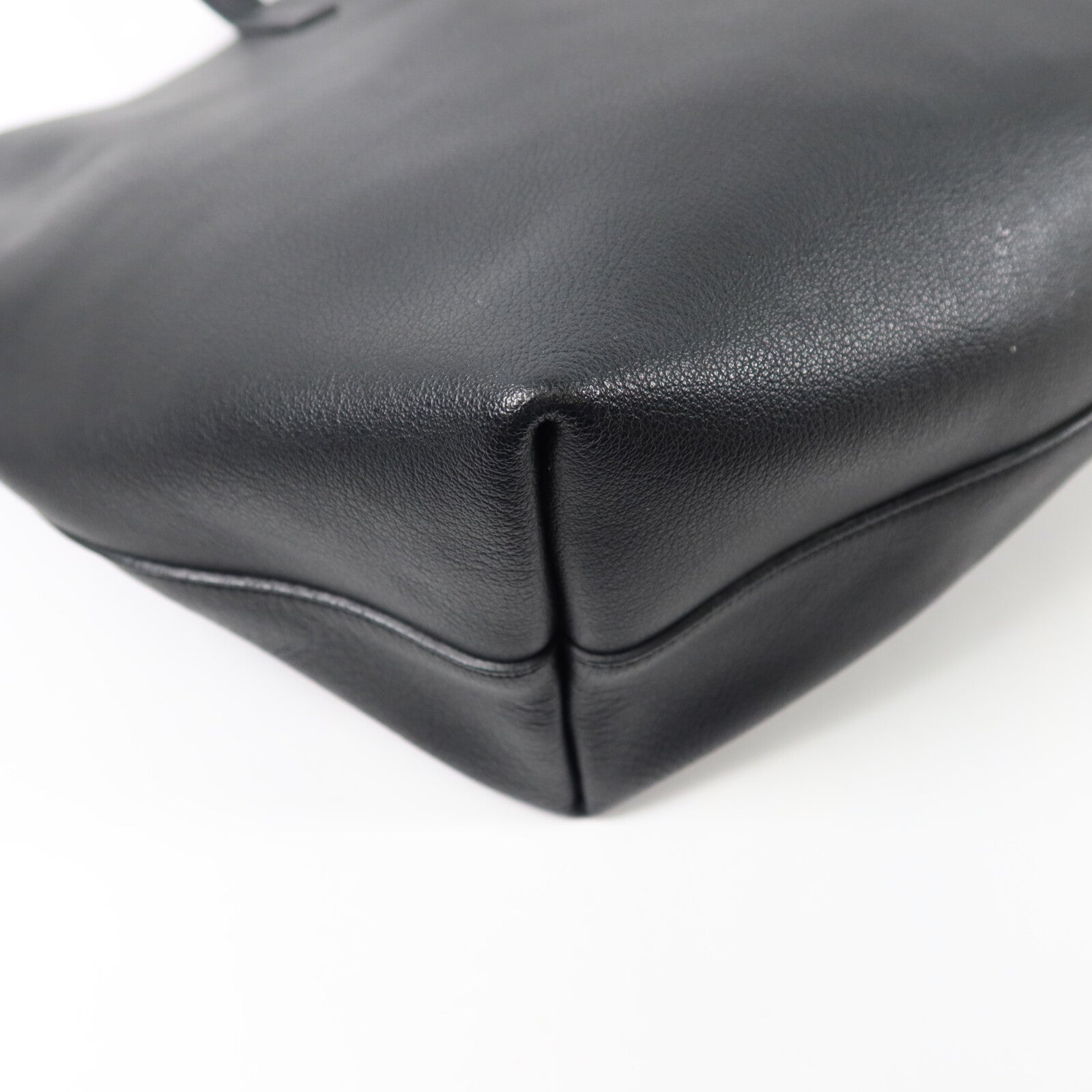 YVES SAINT LAURENT 牛皮皮革Tote Bag手挽袋