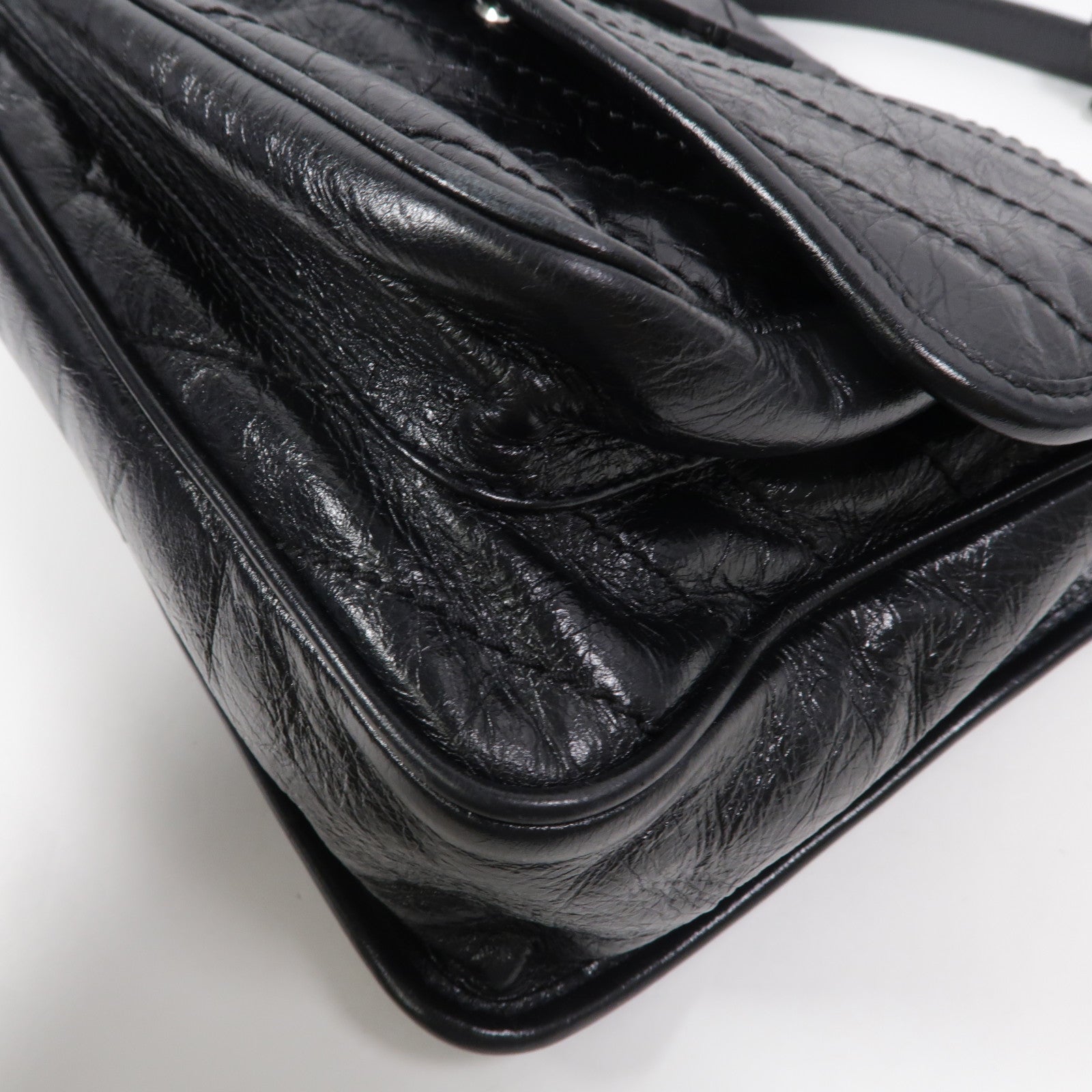 YVES SAINT LAURENT 牛皮皮革Niki Medium鏈帶肩背袋