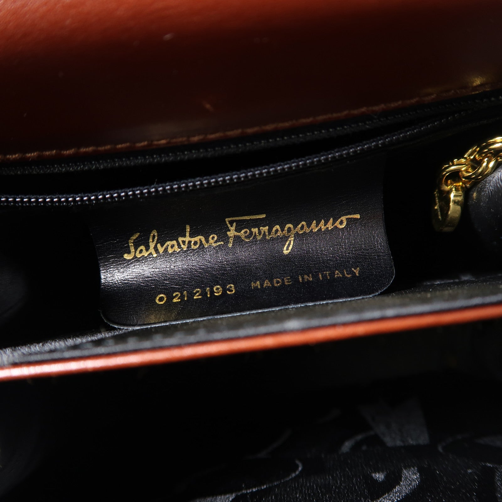 Salvatore Ferragamo 牛皮皮革Small Top Handle金扣手挽肩背兩用袋深啡色