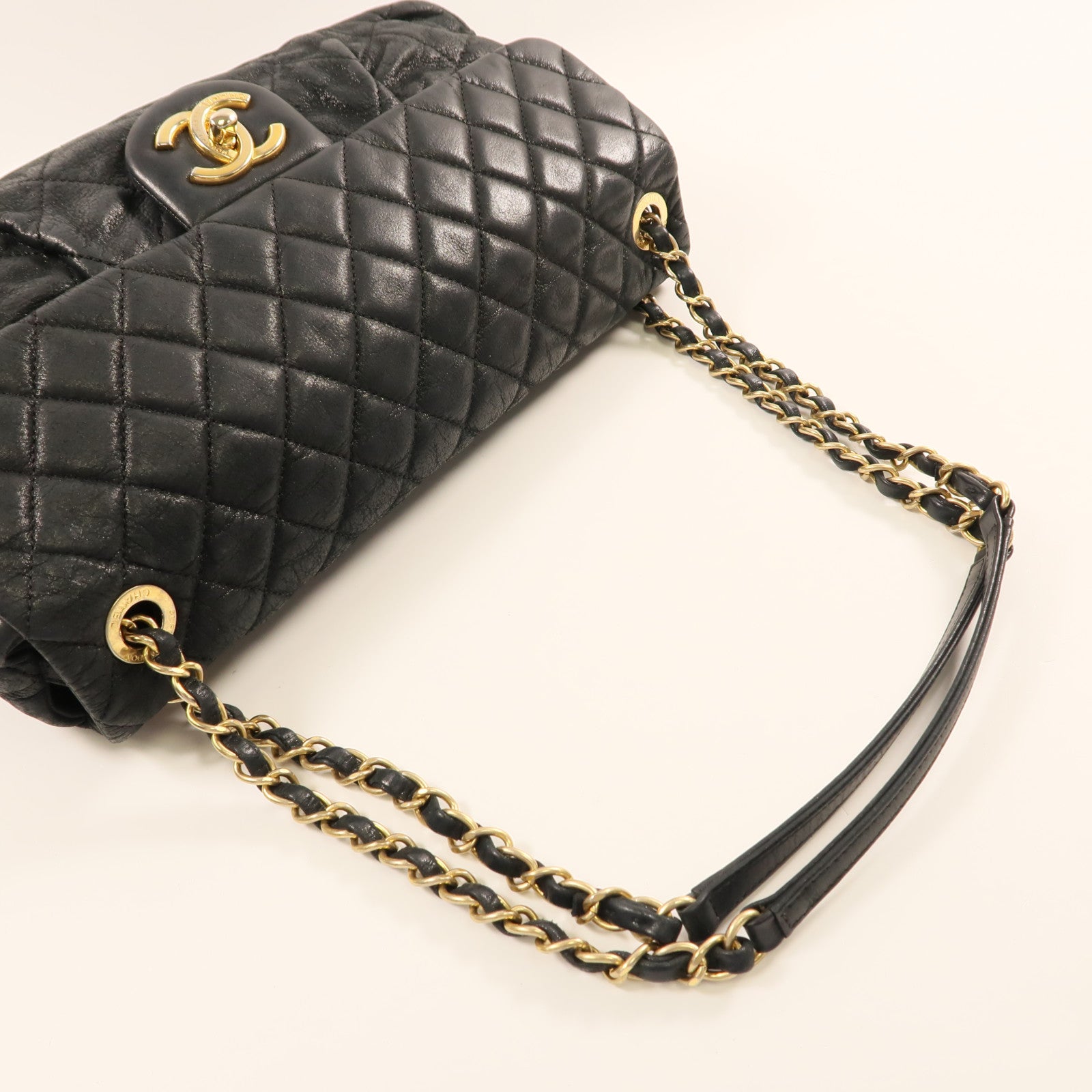 CHANEL 牛皮皮革Shoulder Bag金扣鏈帶肩背袋黑色