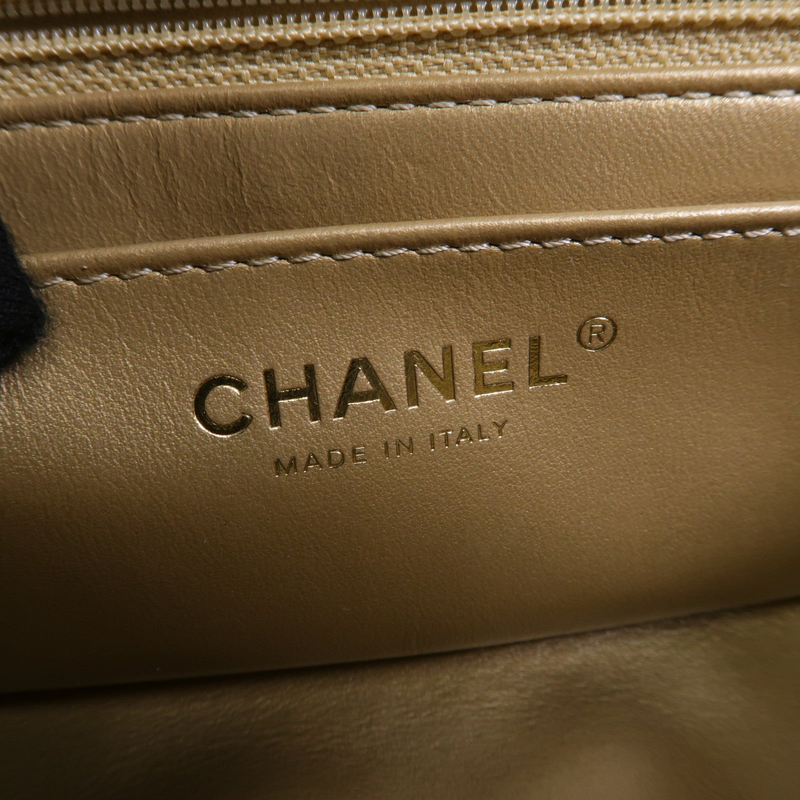 CHANEL 羊皮皮革Classic 20金扣鏈帶肩背袋