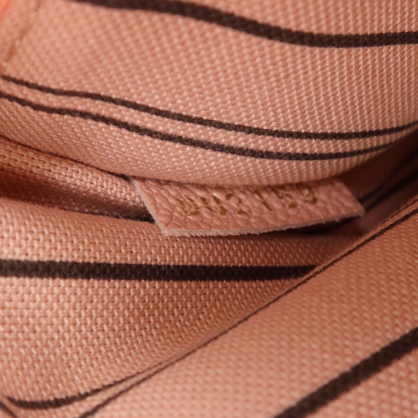 LOUIS VUITTON Monogram Empreinte Pochette Metis金扣手挽肩背兩用袋