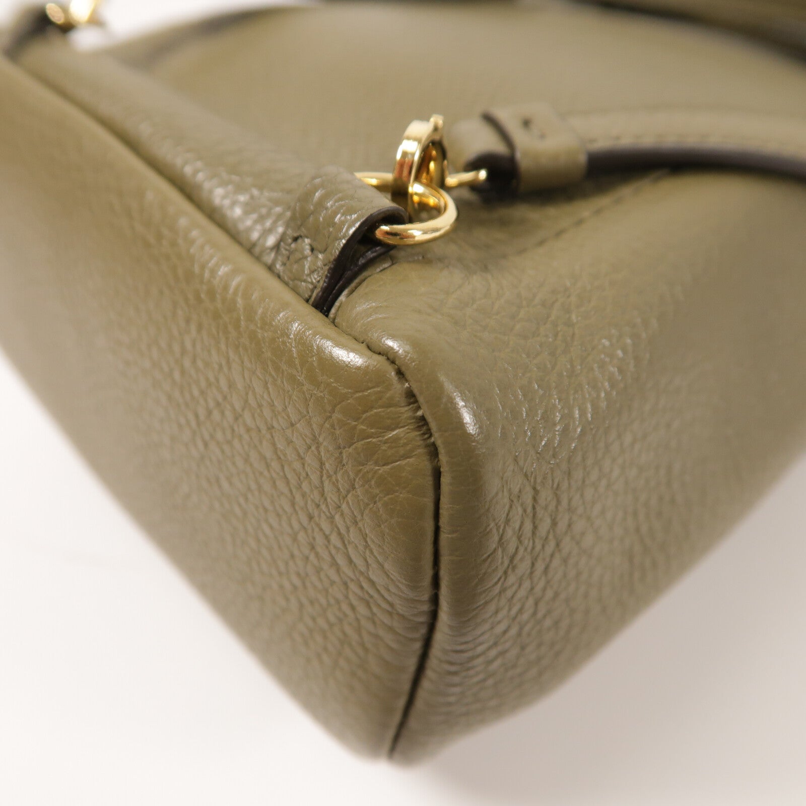 Salvatore Ferragamo 牛皮皮革Gancini金扣背包
