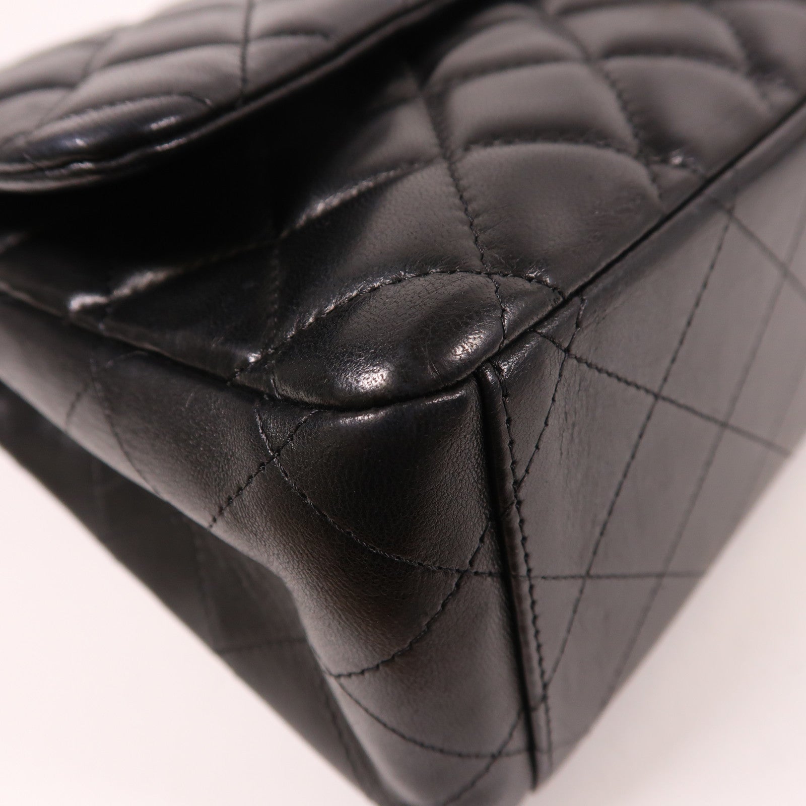 CHANEL 羊皮皮革Maxi Classic金扣鏈帶肩背袋黑色