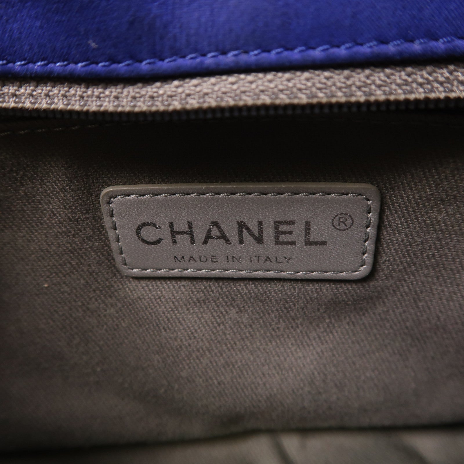 CHANEL 牛皮皮革Chain Shoulder銀扣鏈帶肩背袋