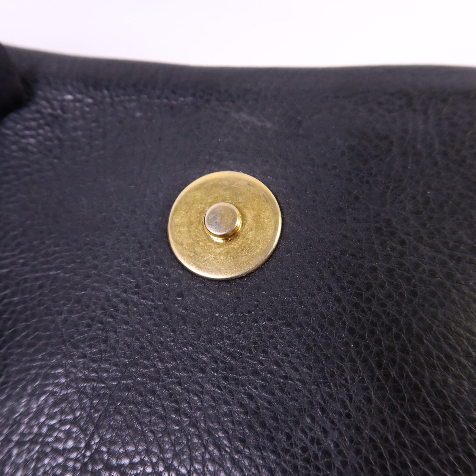 CHANEL 牛皮皮革Shoulder Bag金扣肩背袋