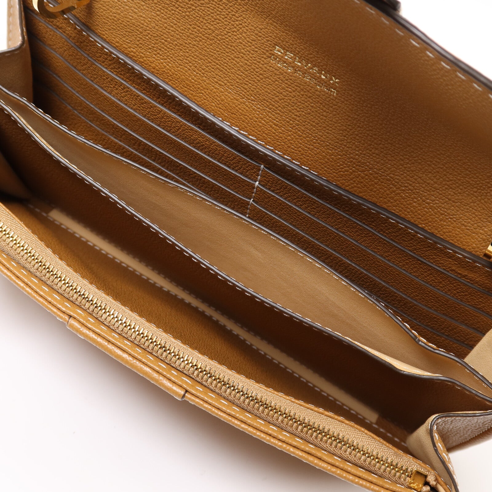 Delvaux 牛皮皮革Brillant Long Wallet Chain金扣鏈帶肩背袋