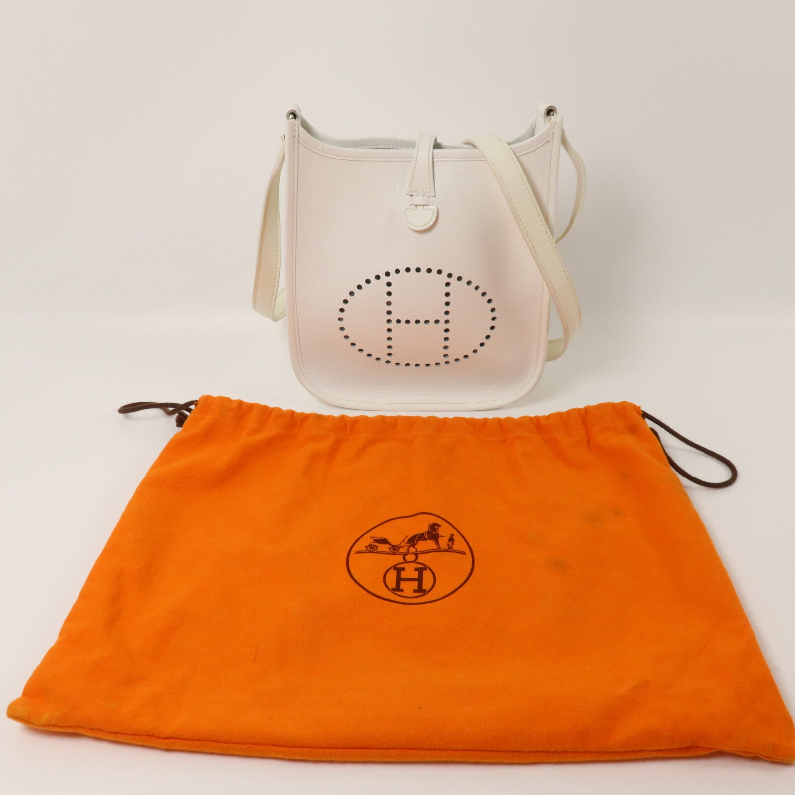 HERMES Epsom皮革Evelyne TPM肩背袋White