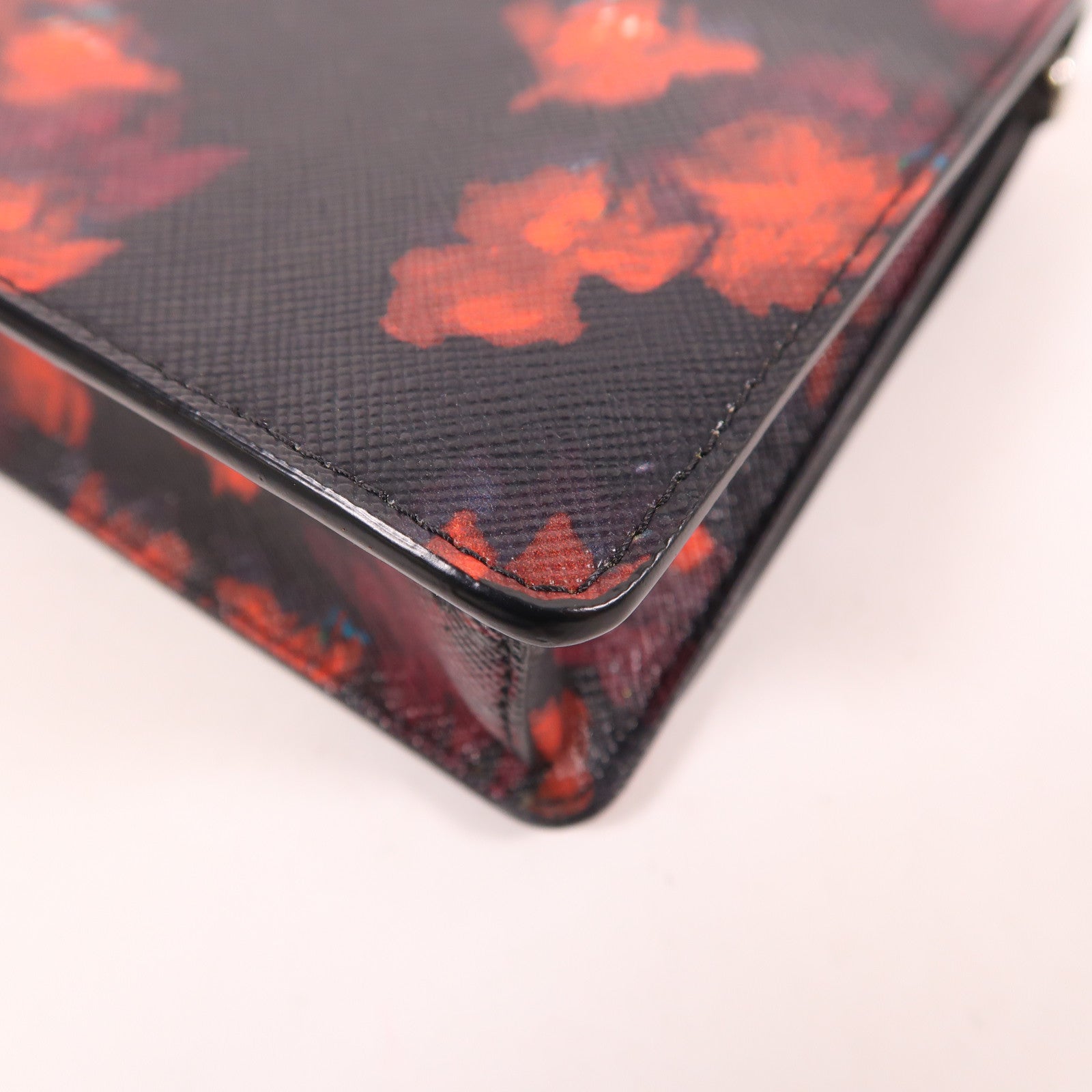 GIVENCHY SHW Chain Shoulder Bag Calfskin Leather Black Red