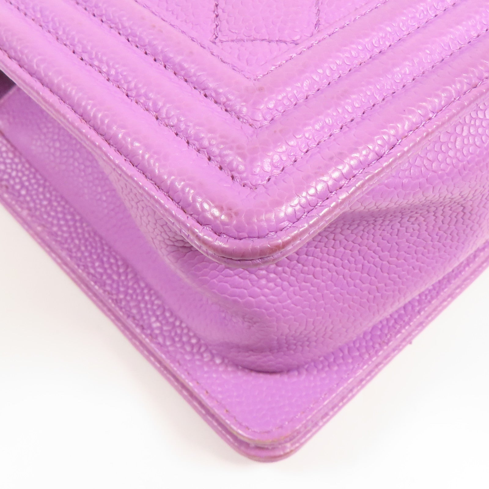 CHANEL 牛皮皮革Boy Chanel金扣鏈帶肩背袋