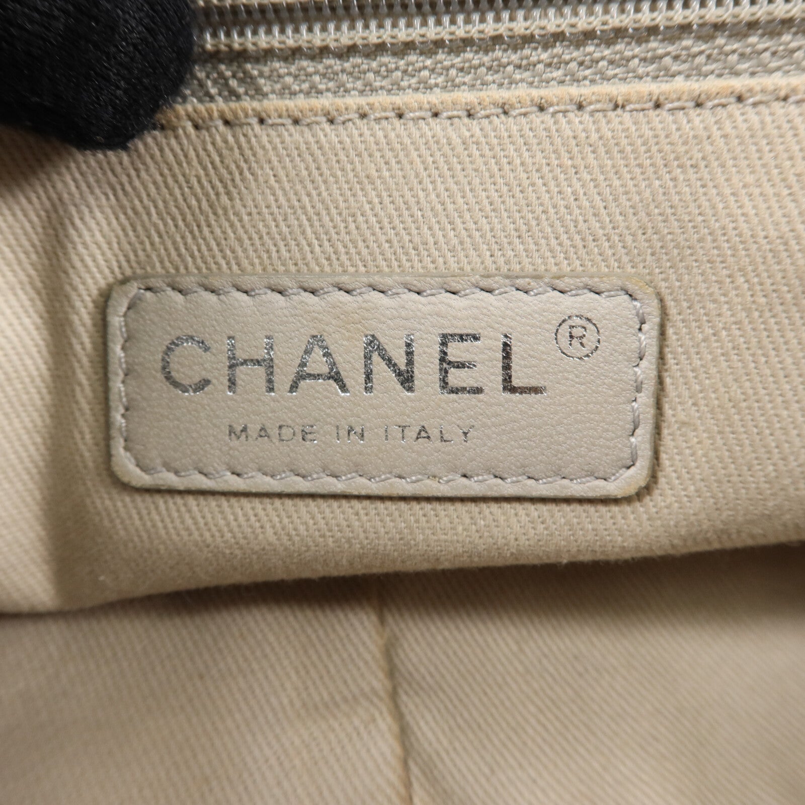 CHANEL 牛皮皮革Tricolor Country Chic Flap Bag鏈帶肩背袋
