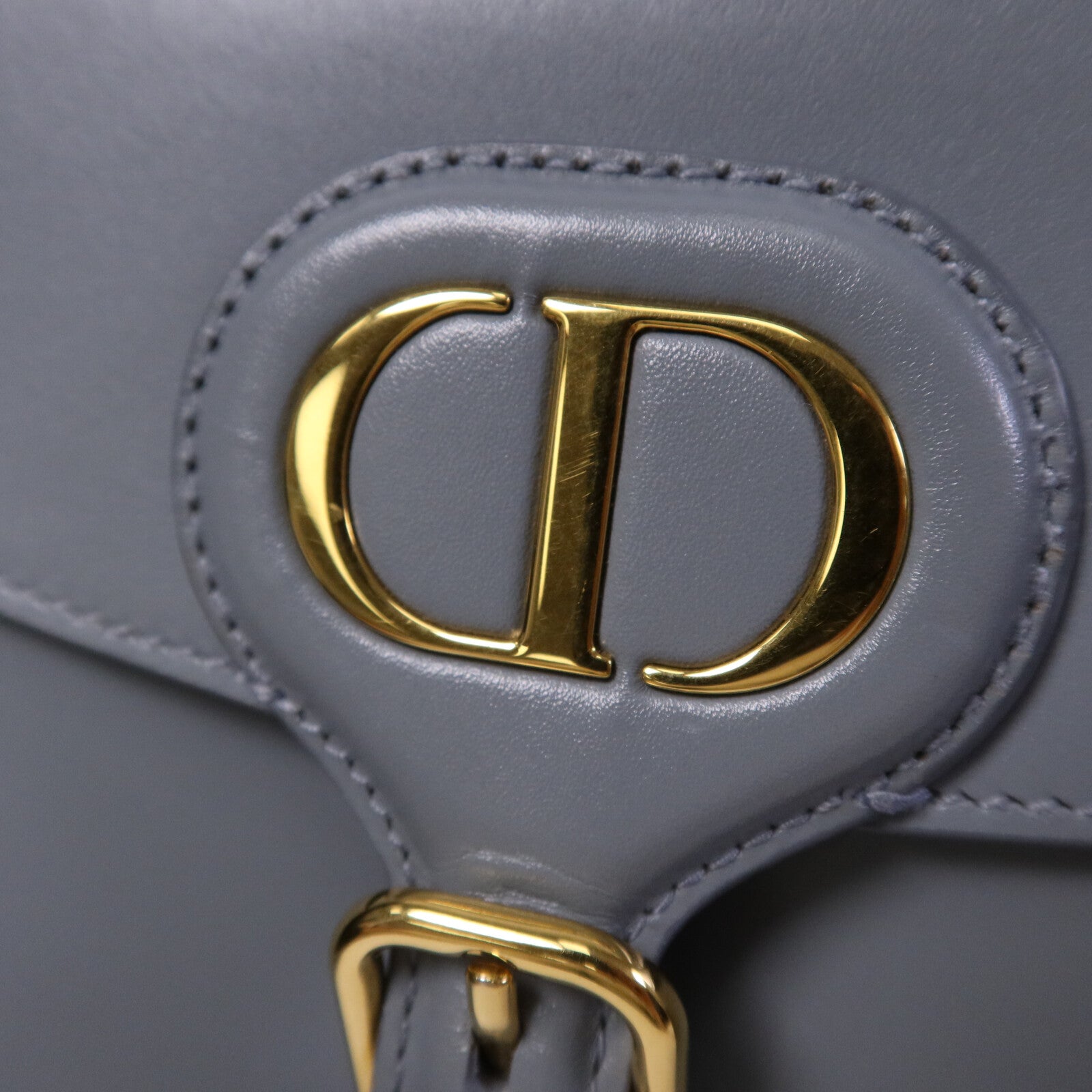 Dior 牛皮皮革Bobby Medium金扣肩背袋