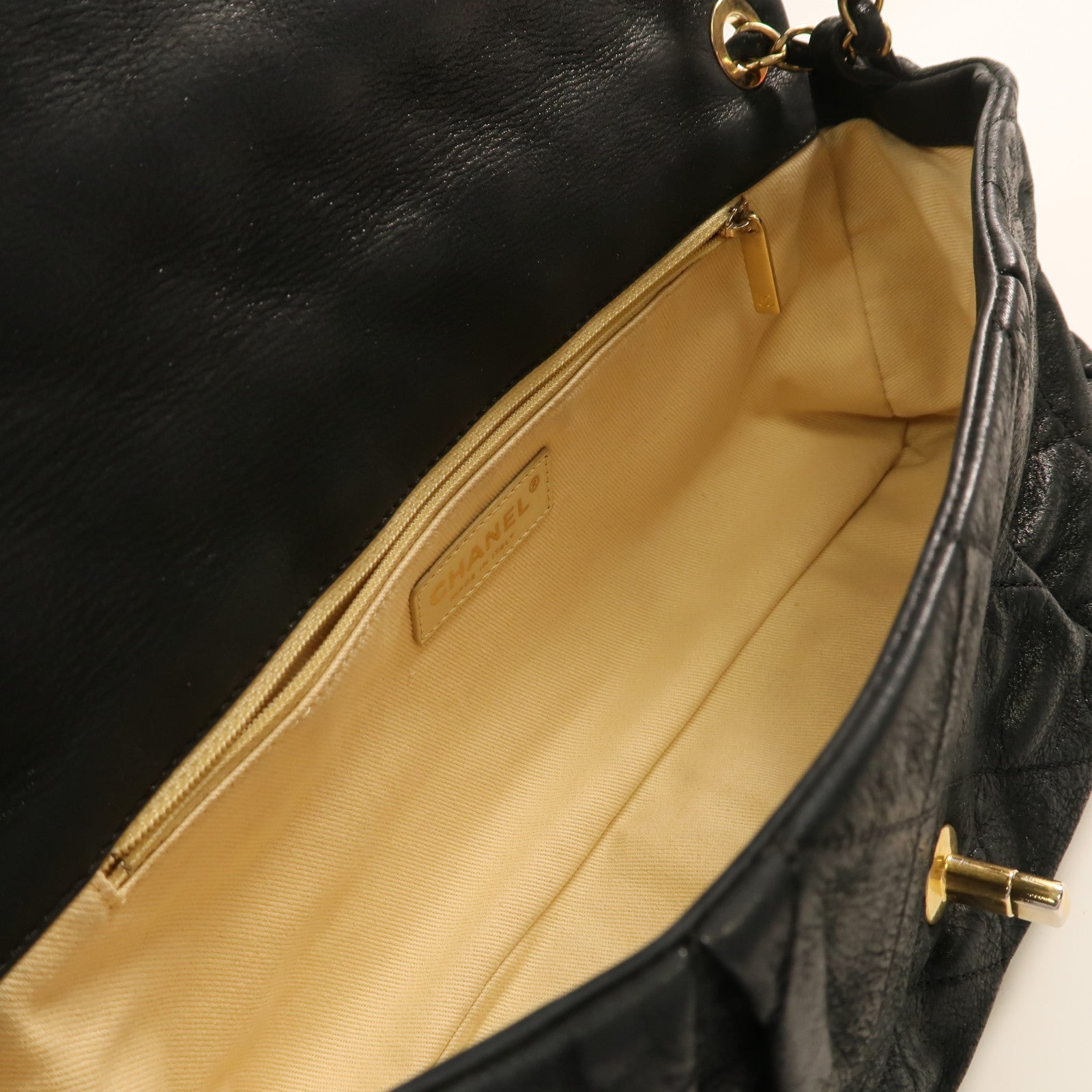 CHANEL 牛皮皮革Shoulder Bag金扣鏈帶肩背袋黑色