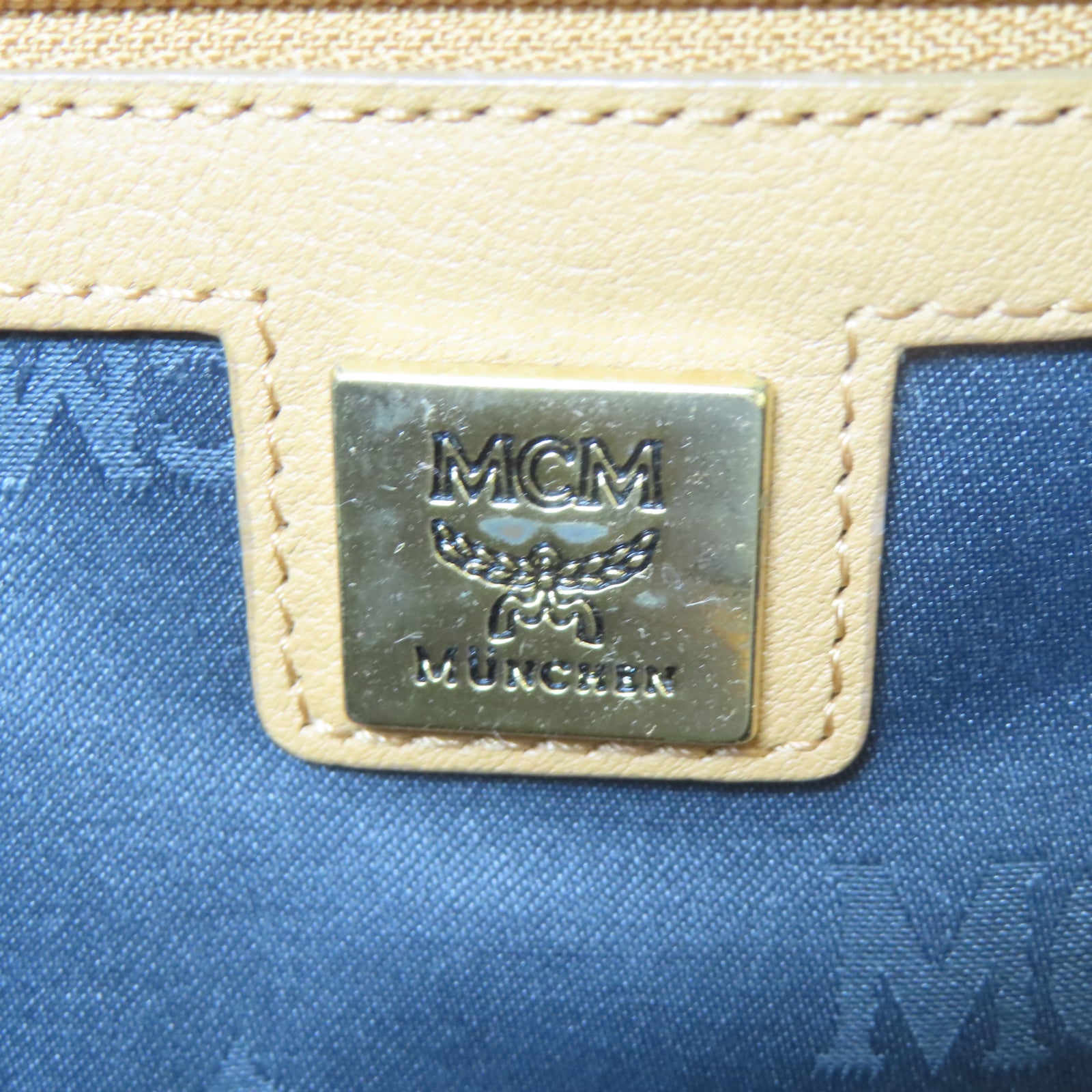 MCM 皮革Stark Side Studs Backpack金扣背包啡色