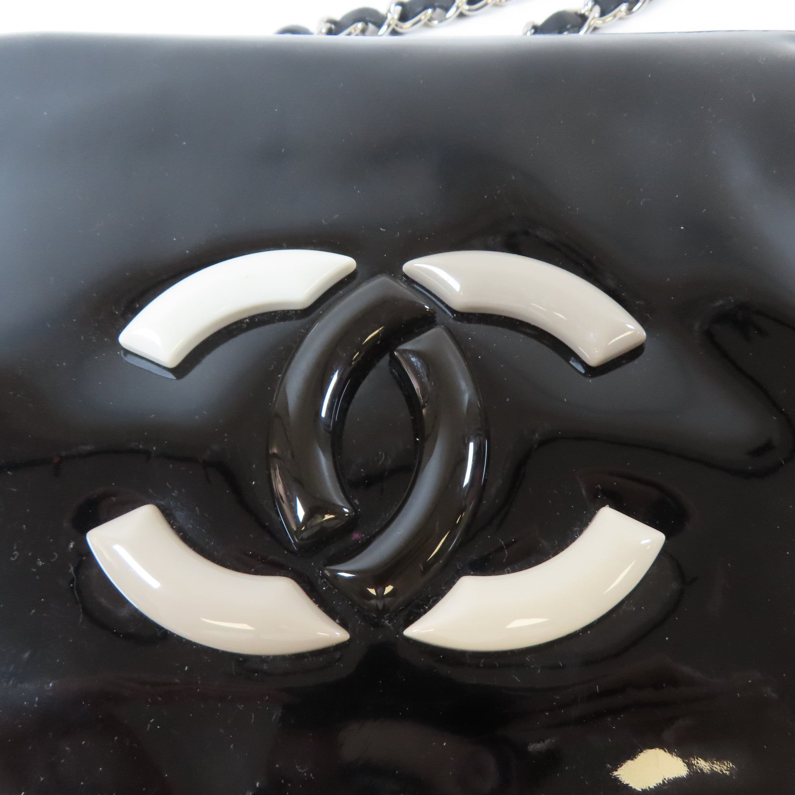 CHANEL 【激減優惠】漆皮皮革Chain Shoulder Bag銀扣鏈帶肩背袋黑色