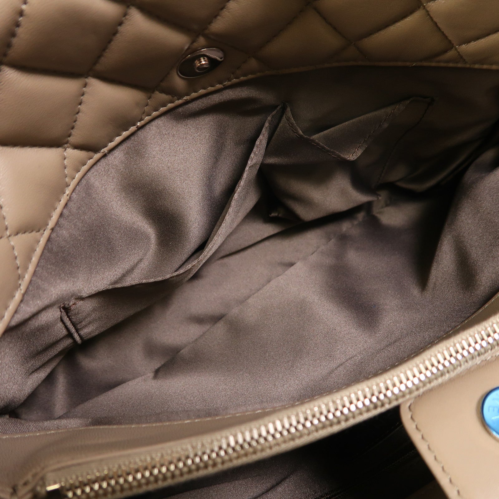 CHANEL 羊皮皮革Chain Shoulder銀扣鏈帶肩背袋