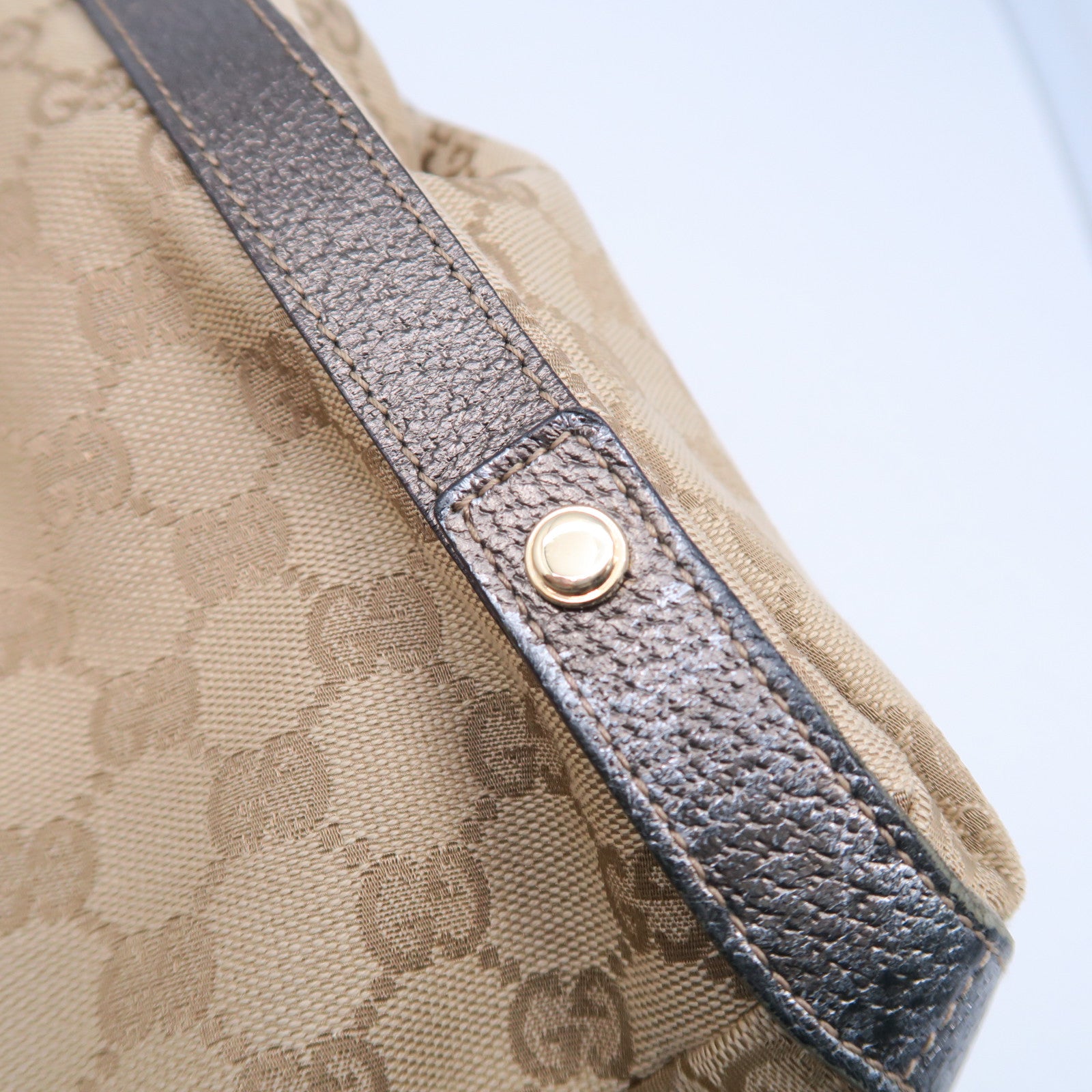 GUCCI 【激減優惠】帆布Shoulder Bag金扣肩背袋啡色/灰色