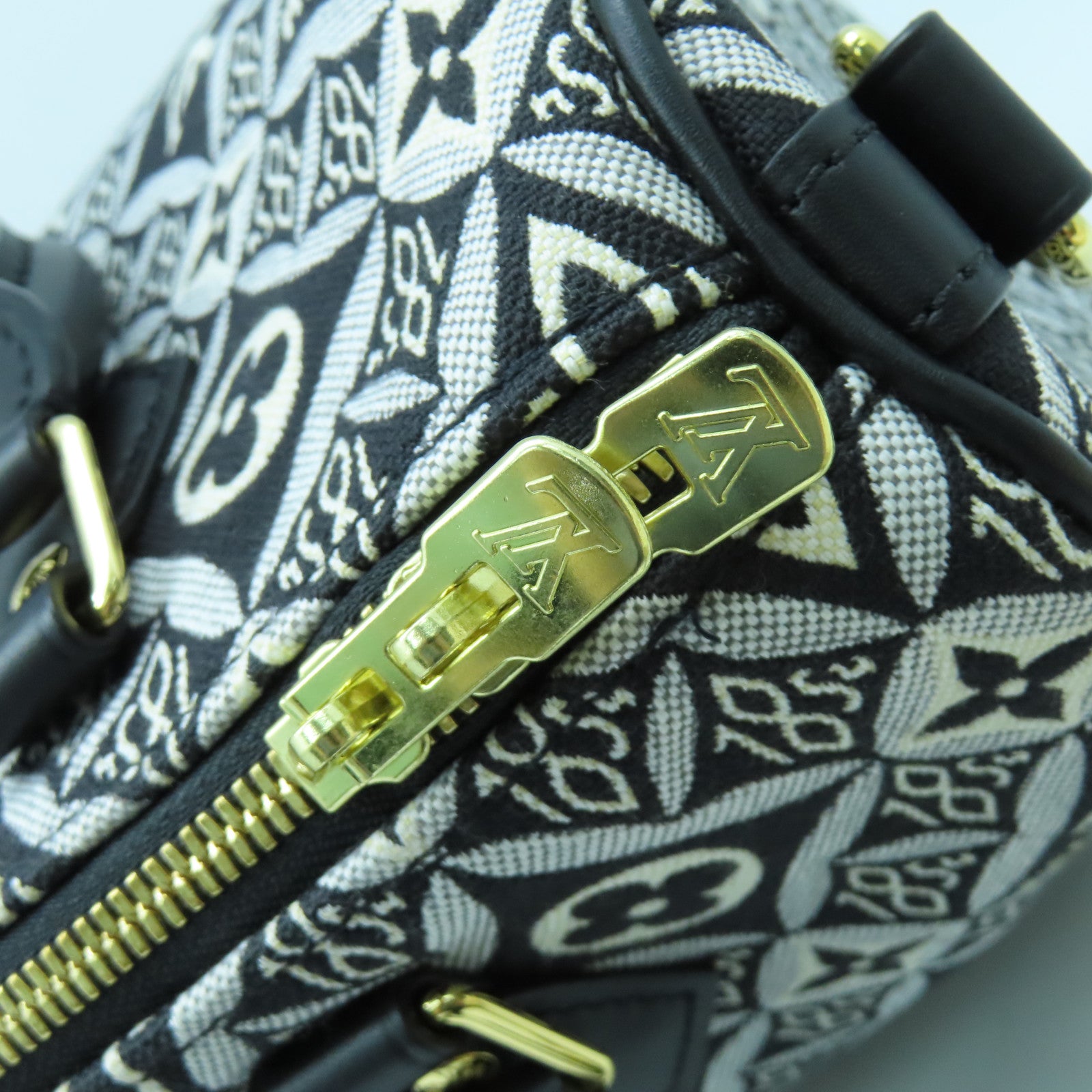 LOUIS VUITTON 【激減優惠】Monogram Jacquard Since 1854 Speedy Bandouliere 25金扣手挽肩背兩用袋黑色/白色
