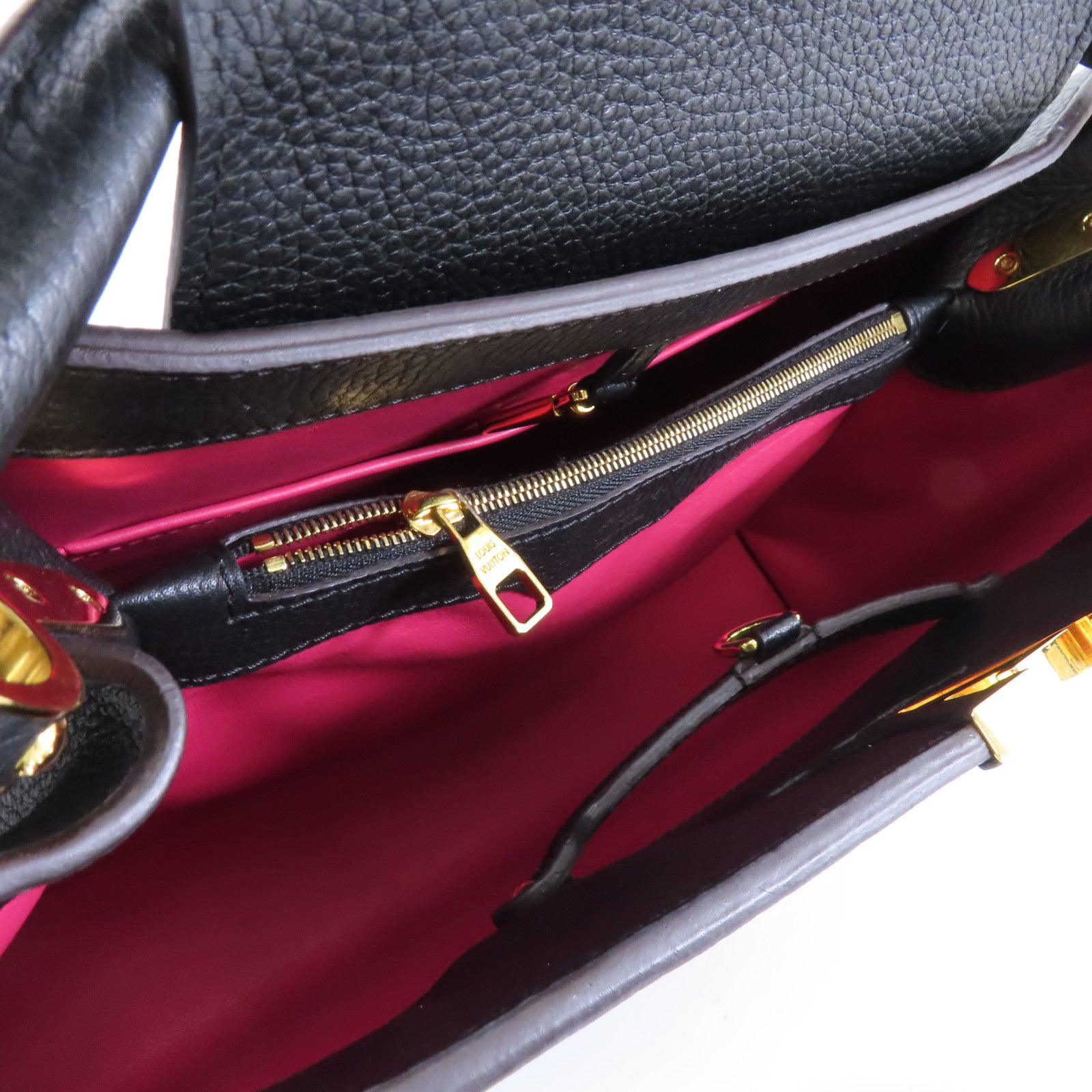 LOUIS VUITTON 牛皮皮革Capuciness MM金扣手挽袋黑色
