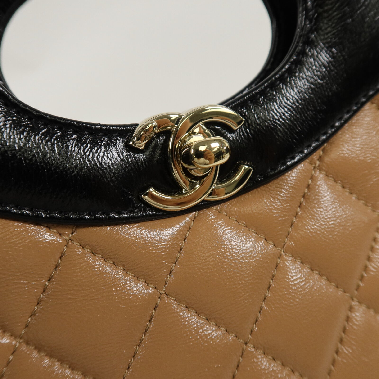 CHANEL 牛皮皮革31 Mini Shopping Bag鏈帶肩背袋