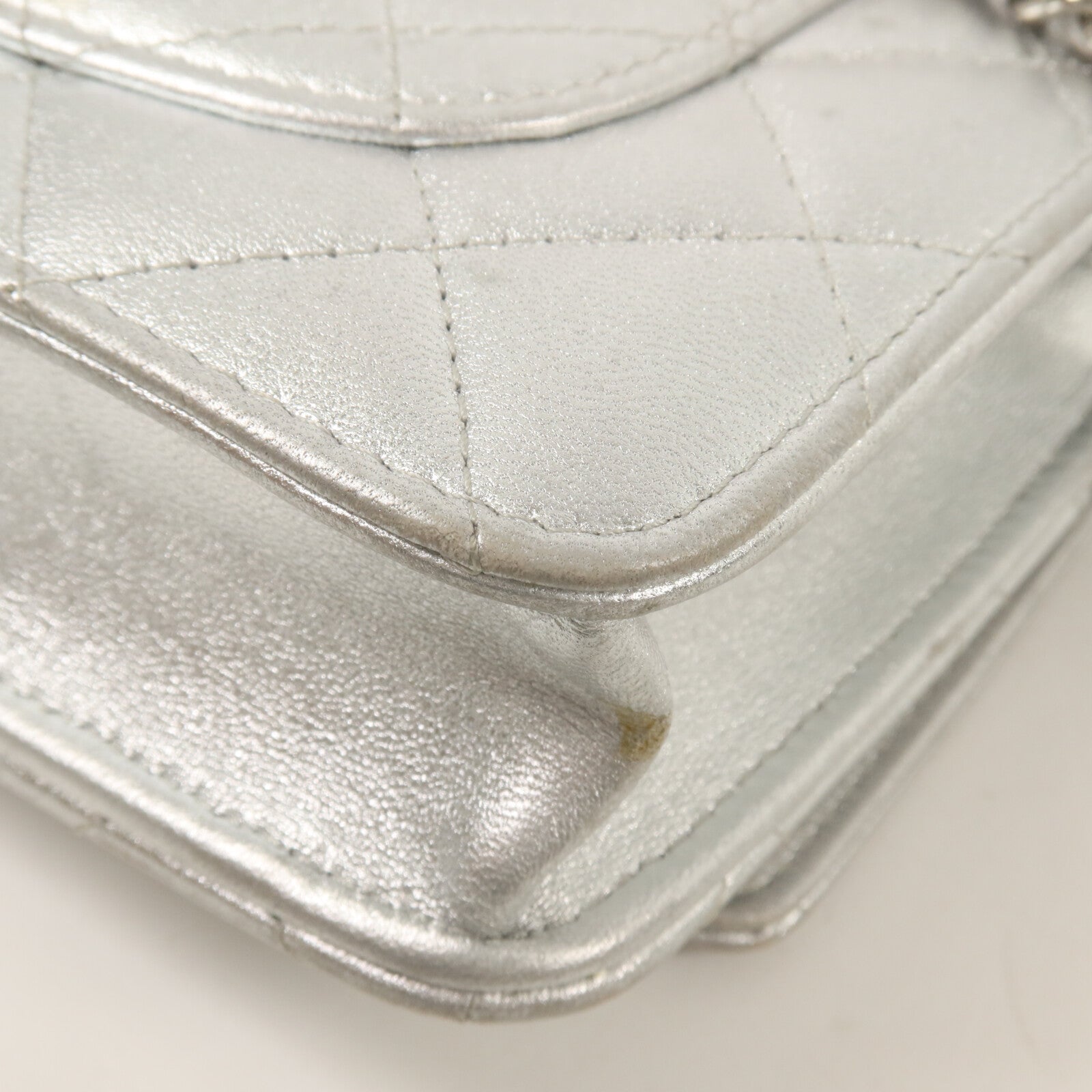CHANEL 牛皮皮革Wallet On Chain鏈帶肩背袋