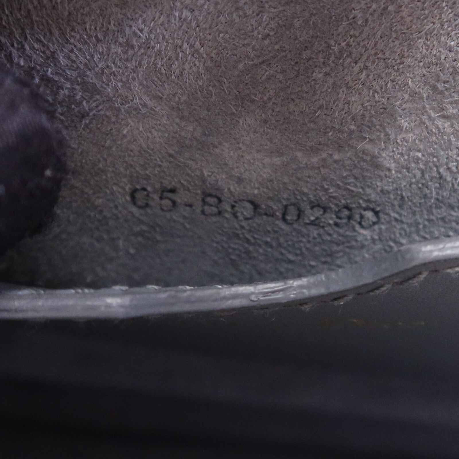 Dior 牛皮皮革Bobby Medium金扣肩背袋