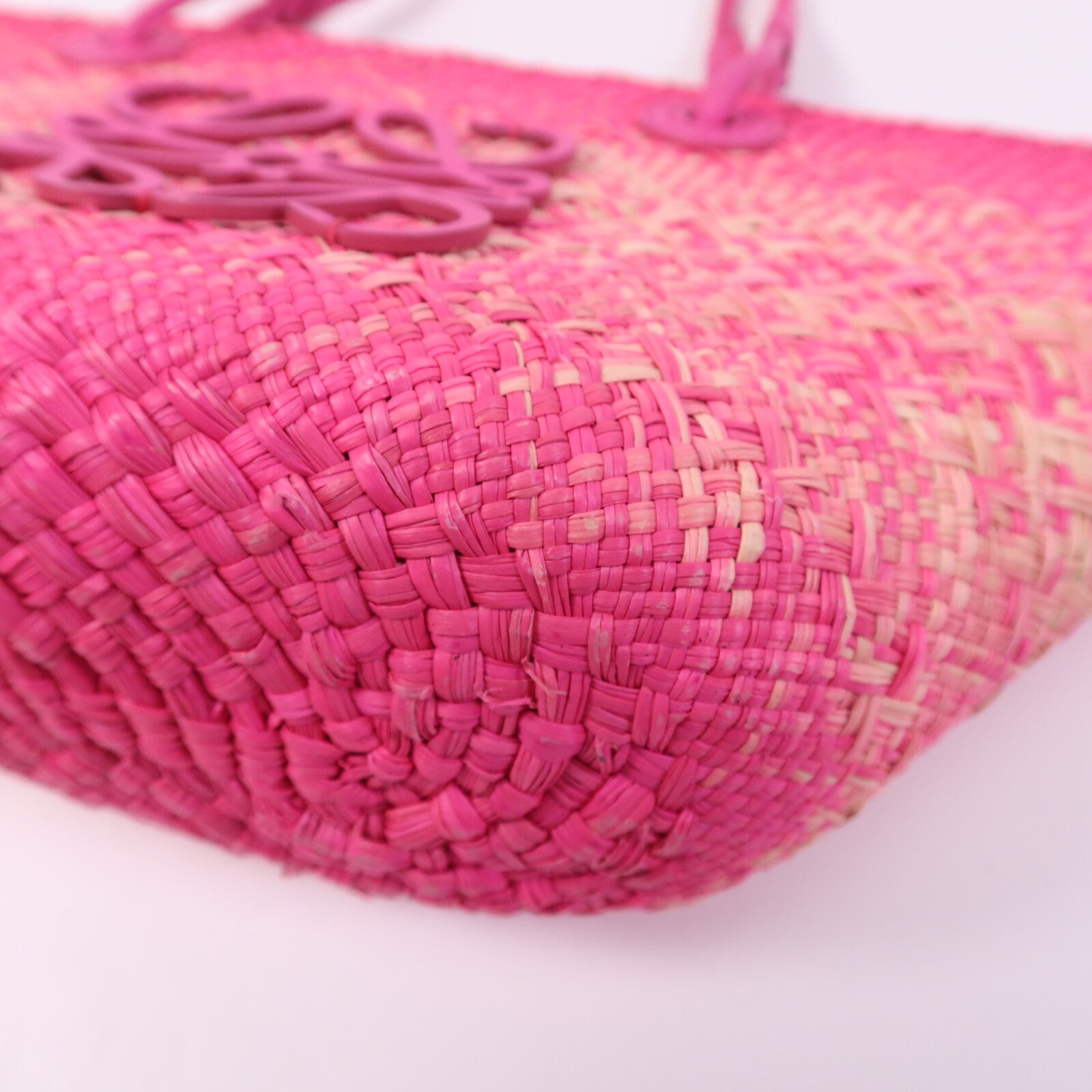 LOEWE 藤料Anagram Small肩背袋